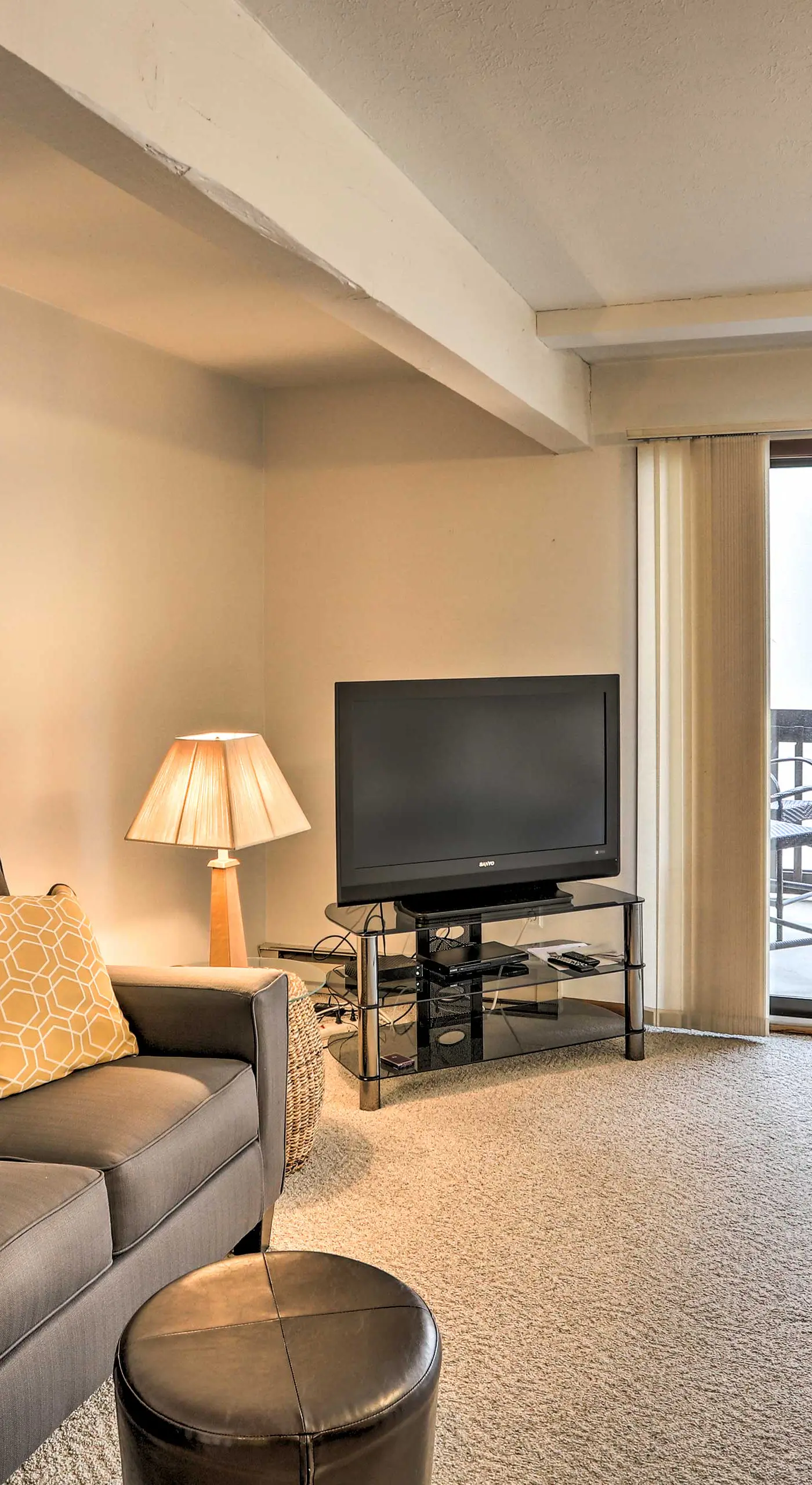The Shores Condo w/ Beach Access < 2 Mi to Dtwn!