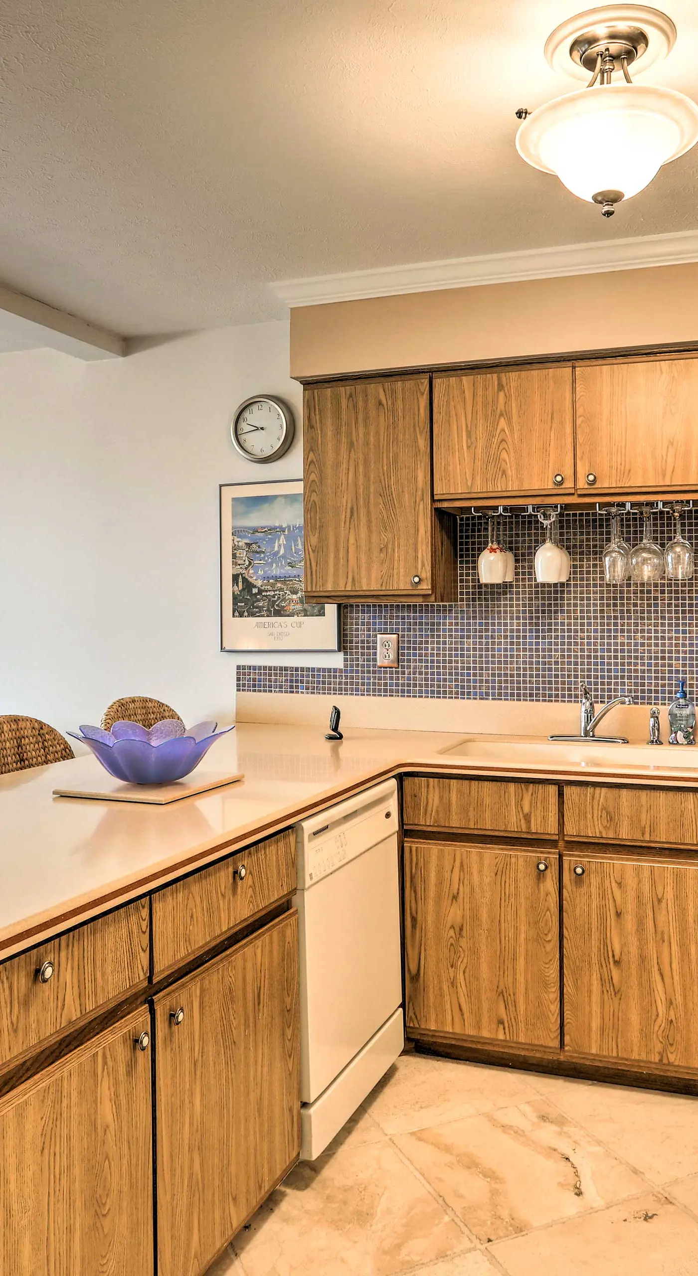 The Shores Condo w/ Beach Access < 2 Mi to Dtwn!