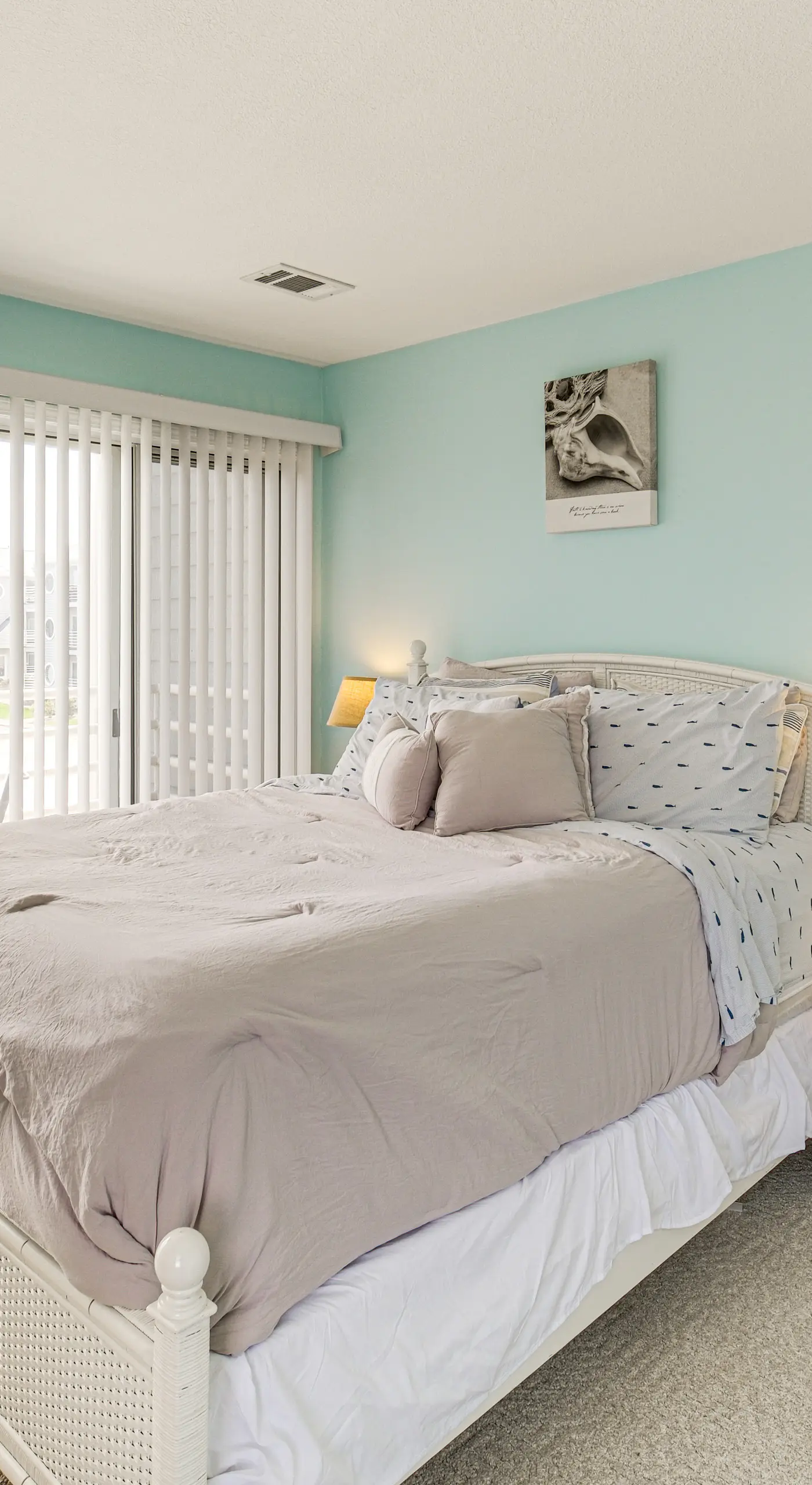 1 Mi to Ferry: Port Clinton Condo w/ Beach View!