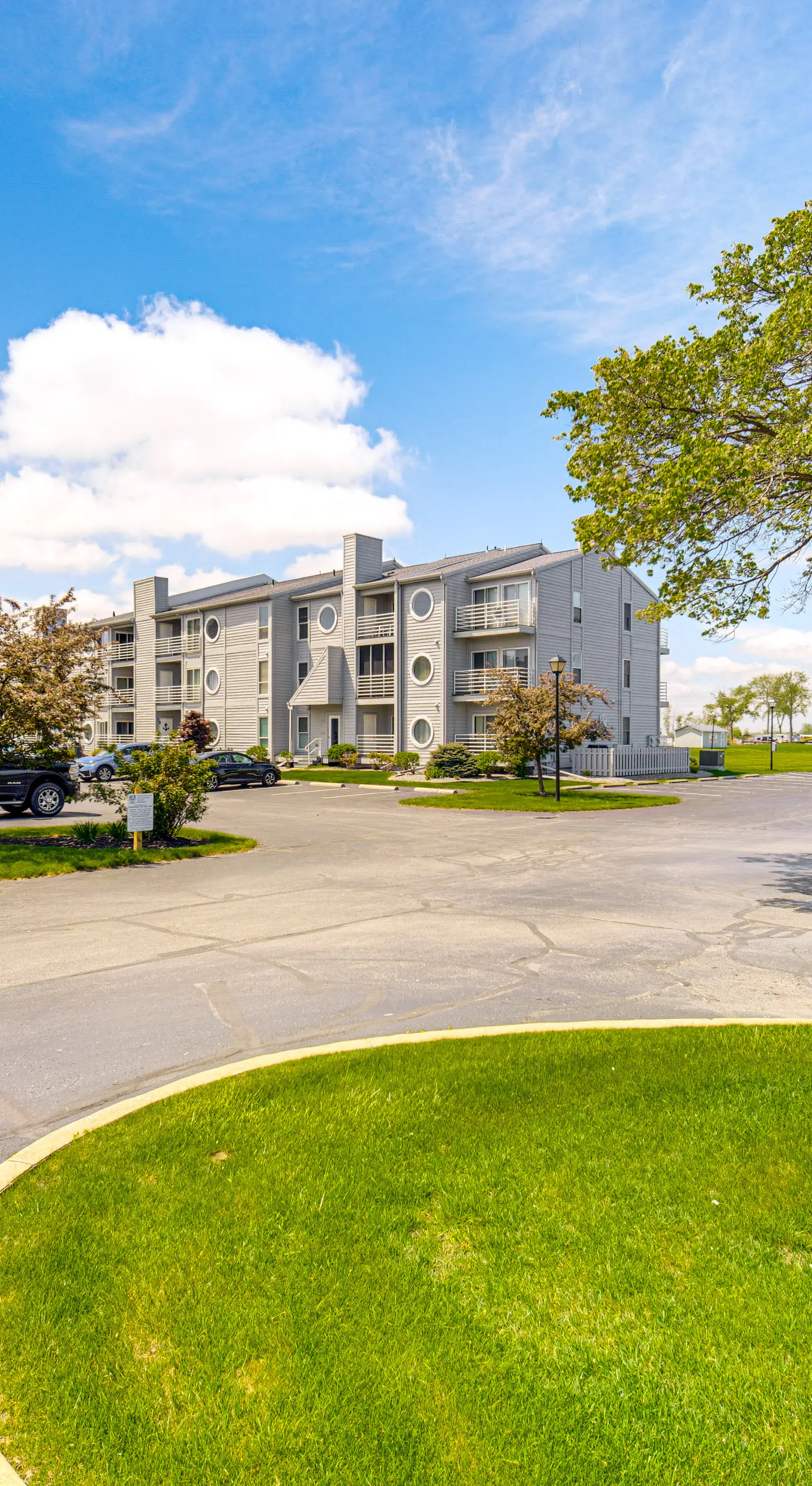 1 Mi to Ferry: Port Clinton Condo w/ Beach View!