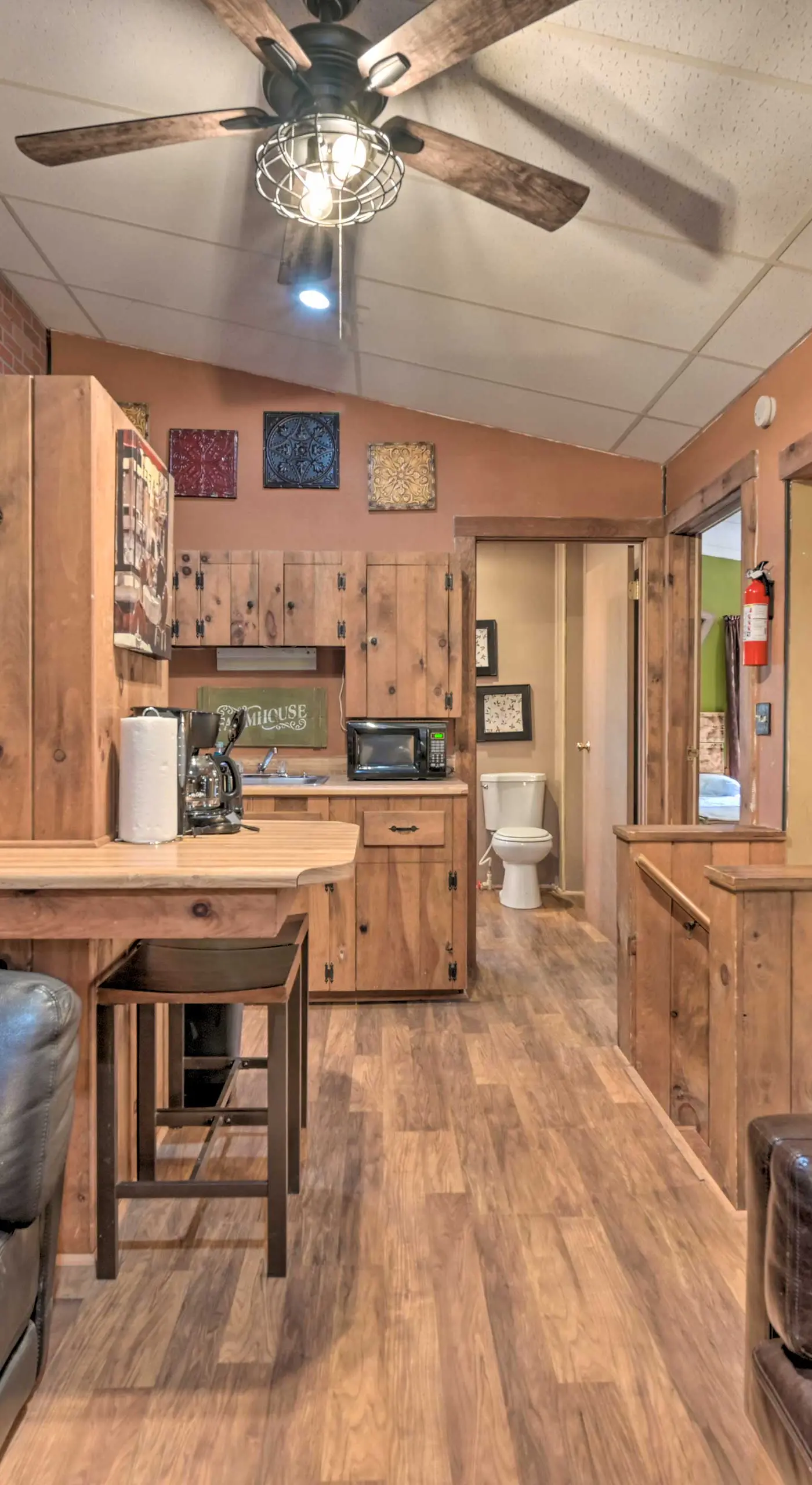 1 Mi to Raystown Lake: ‘Bill Pickett’ Ranch Apt