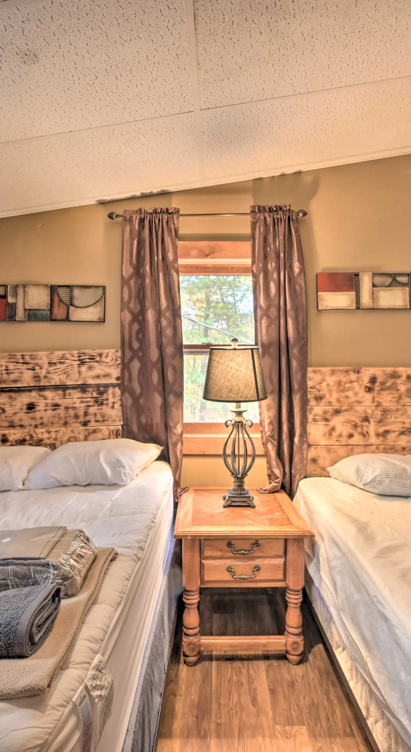 1 Mi to Raystown Lake: ‘Bill Pickett’ Ranch Apt