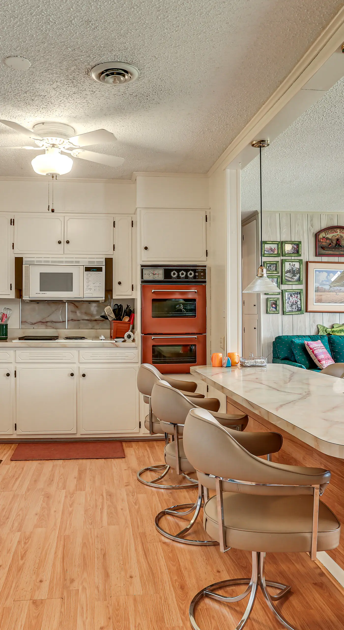 Walk to Marina: Family Home w/ Yard in Kingston