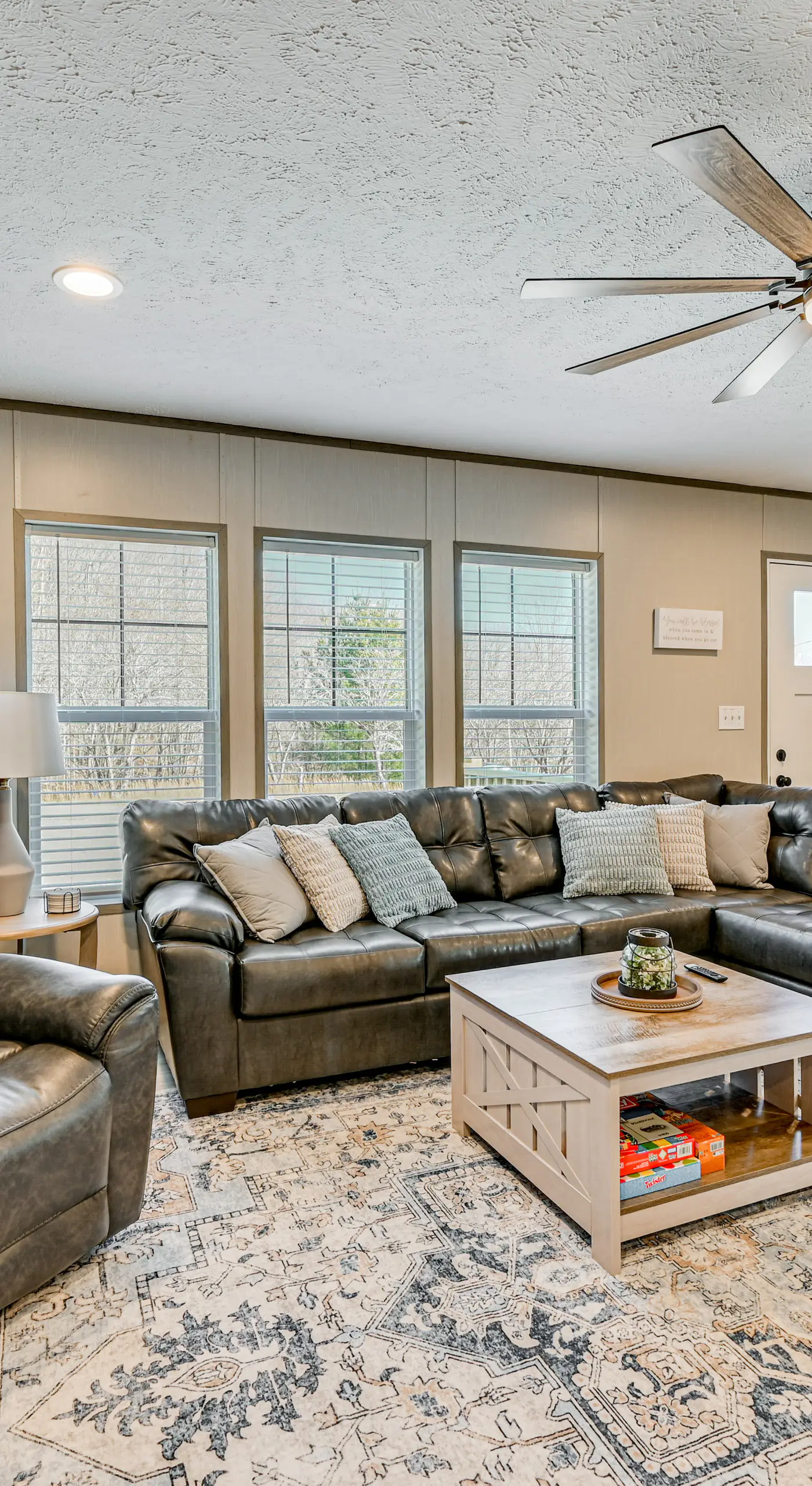 Cozy Hillside Retreat Near Dale Hollow Lake!