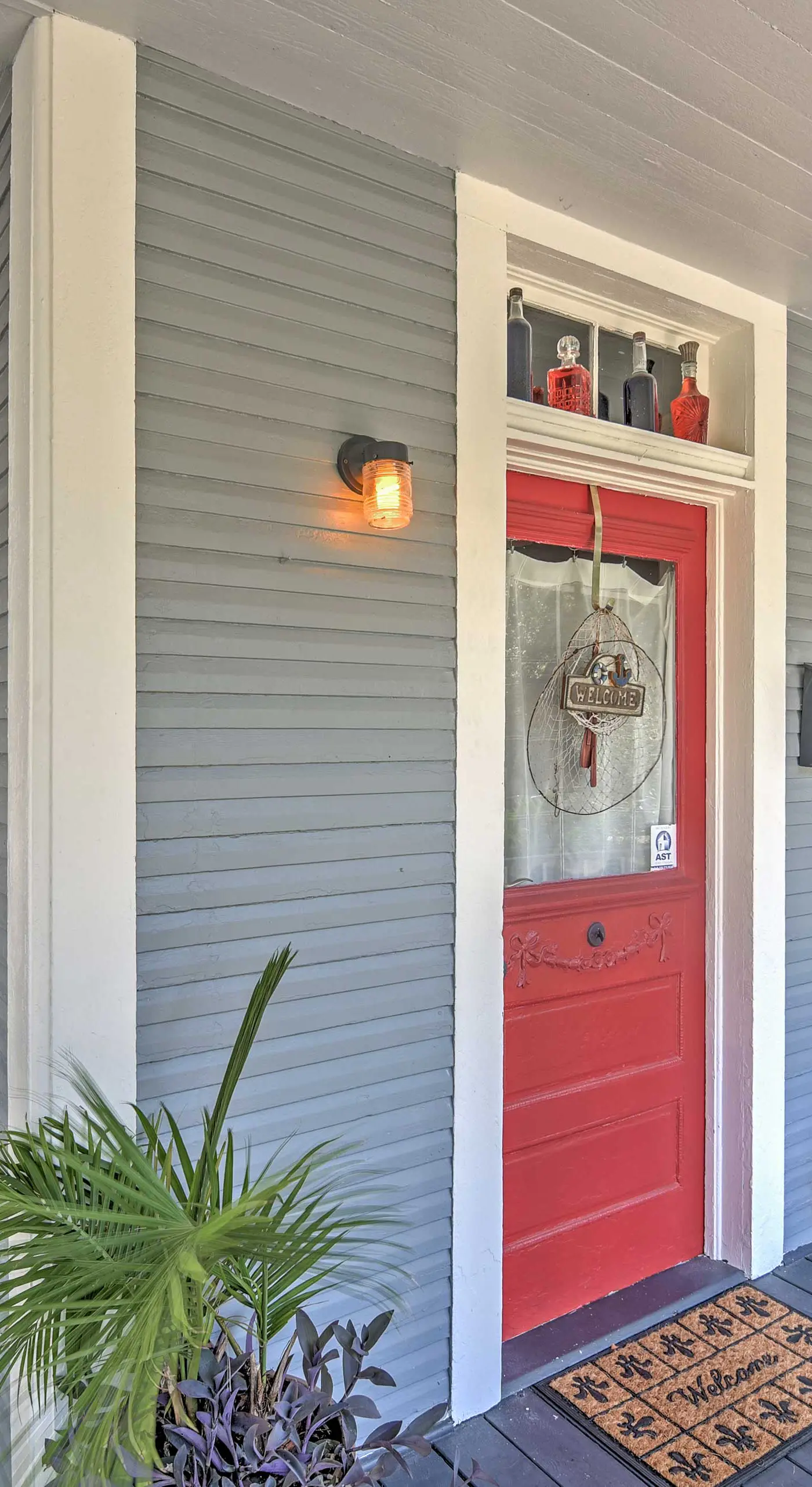 Charming Gulfport Getaway Only 3 Blocks to Beach!