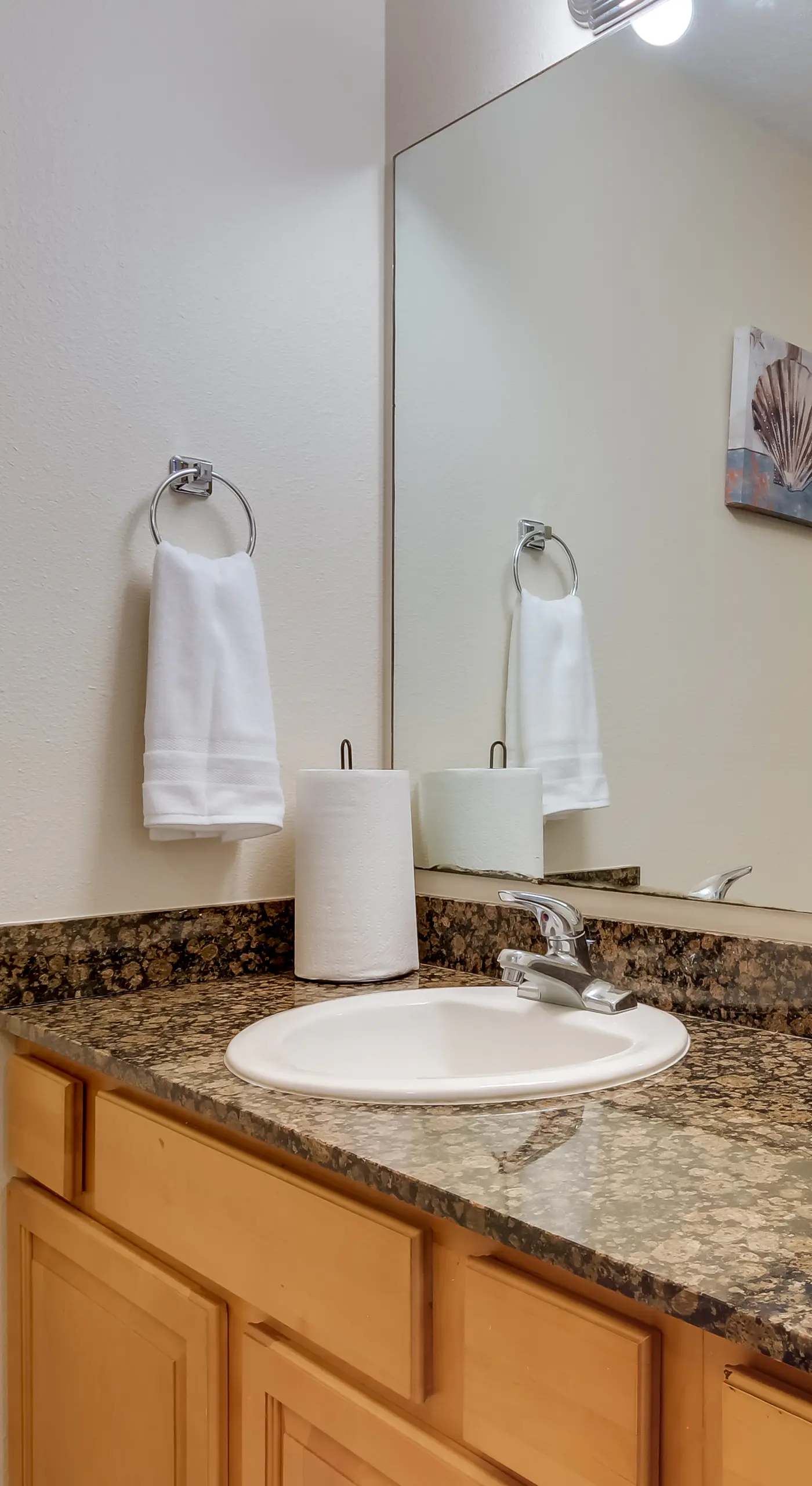 Walk to Beach: Gulfport Retreat w/ Patio