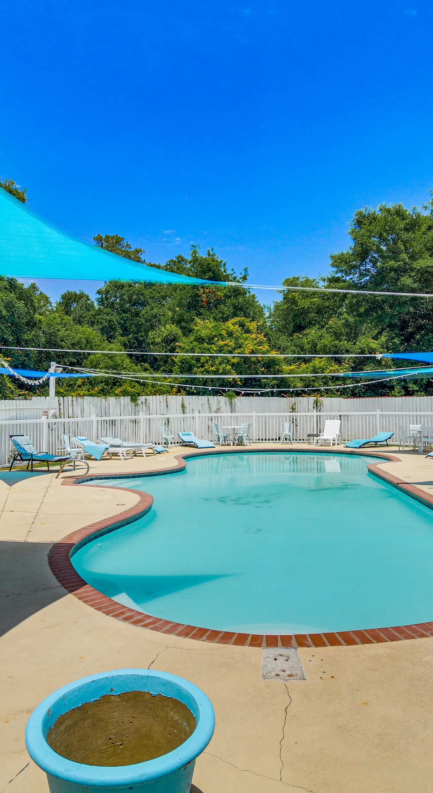 Walk to Beach: Gulfport Retreat w/ Patio