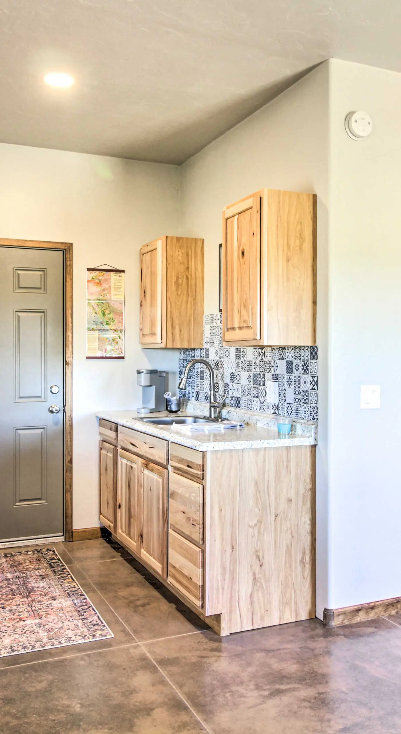 Cozy Elgin Casita w/ Gas Grill: Pets Welcome!