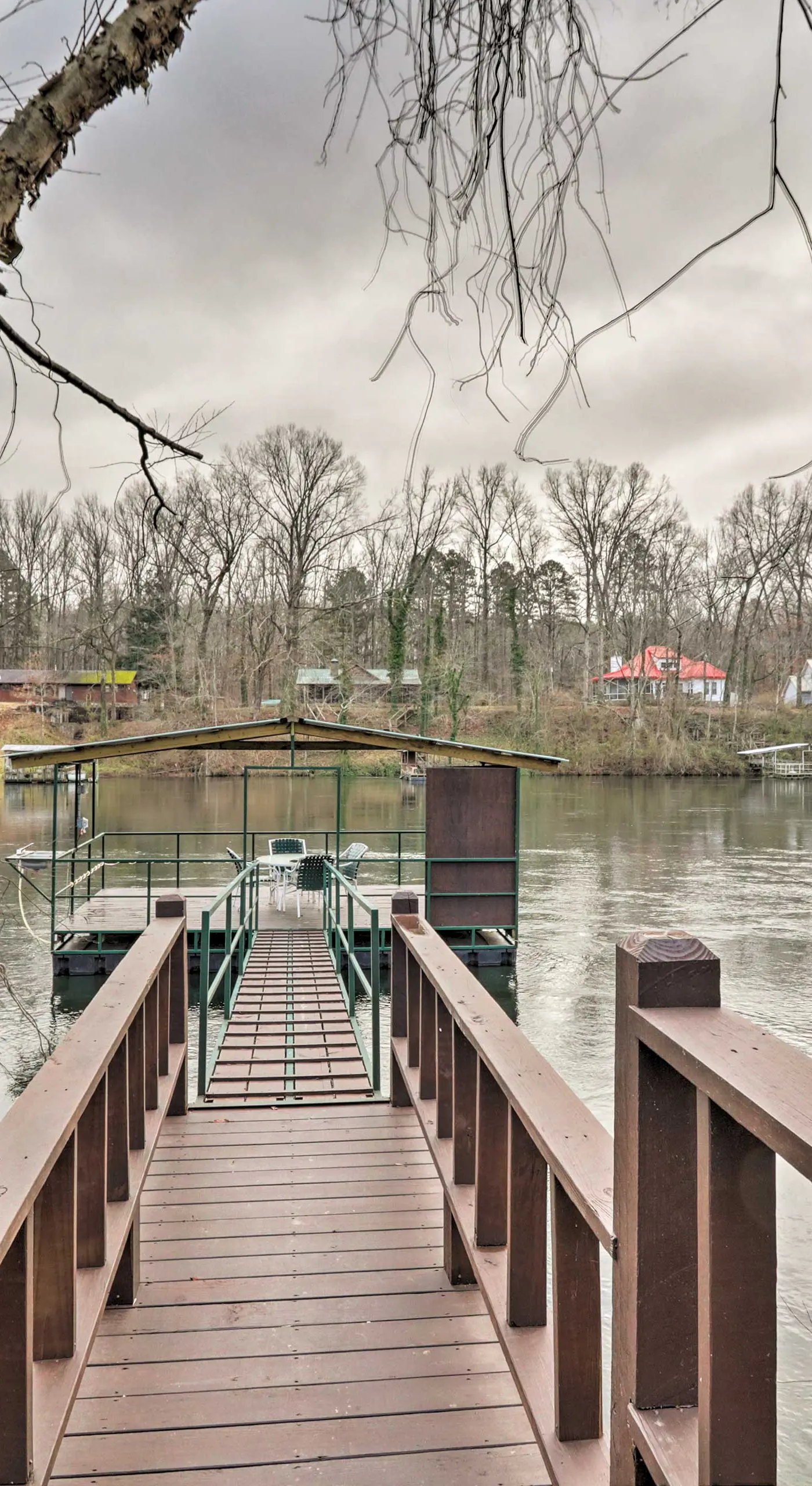 Cozy Heber Springs Cabin w/ Deck & Dock!