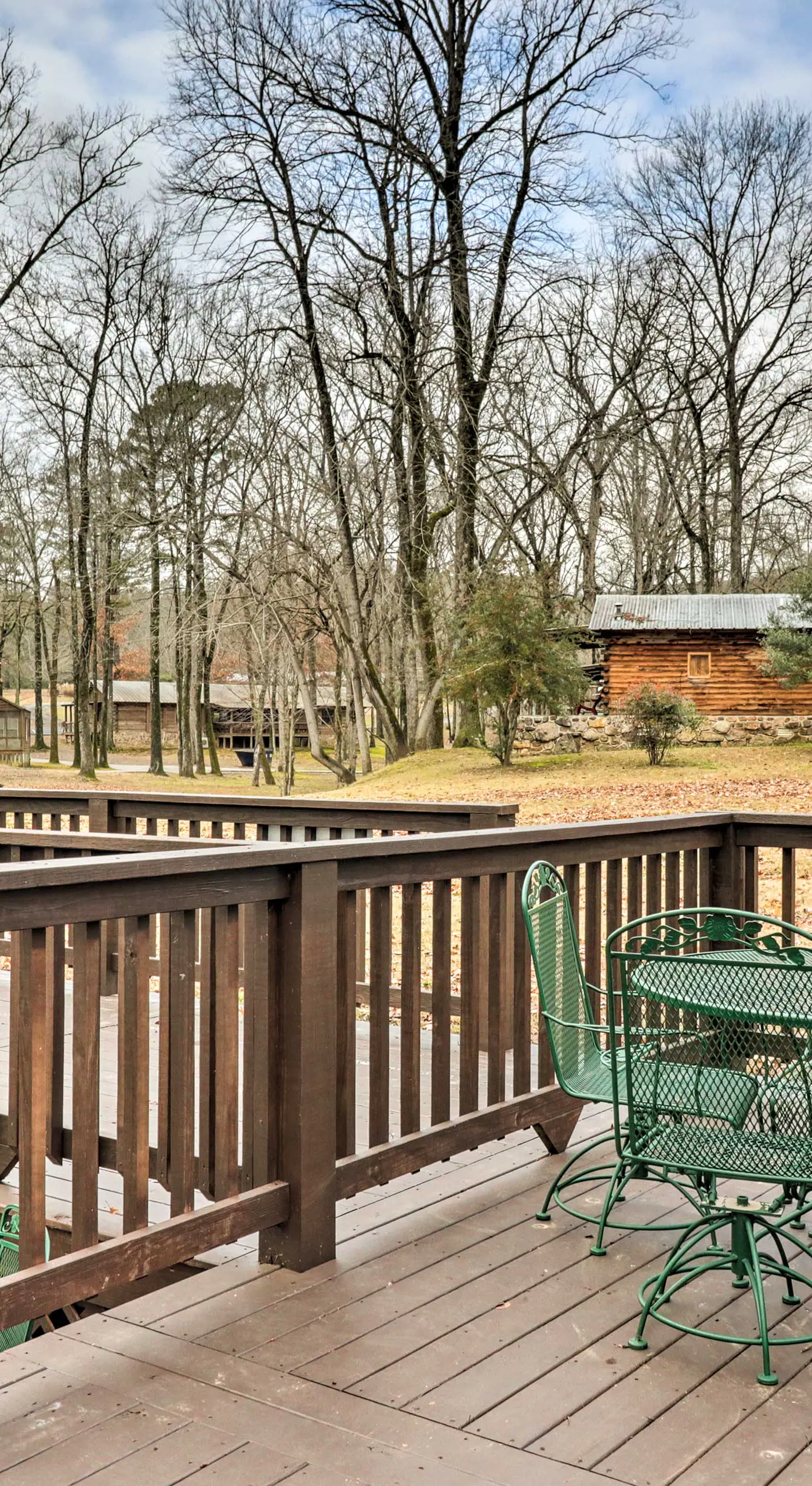 Cozy Heber Springs Cabin w/ Deck & Dock!