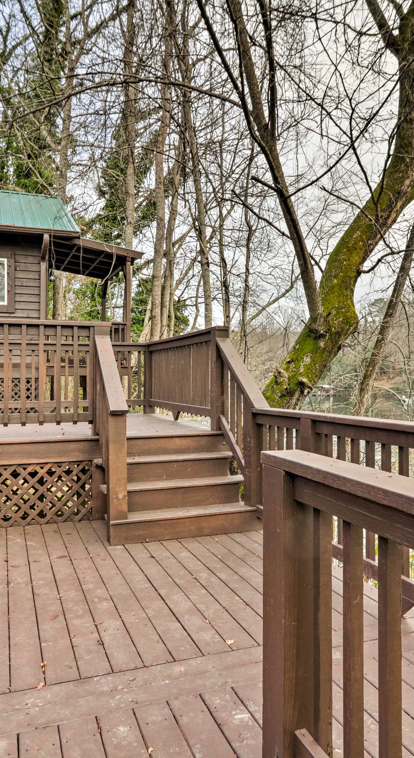 Cozy Heber Springs Cabin w/ Deck & Dock!