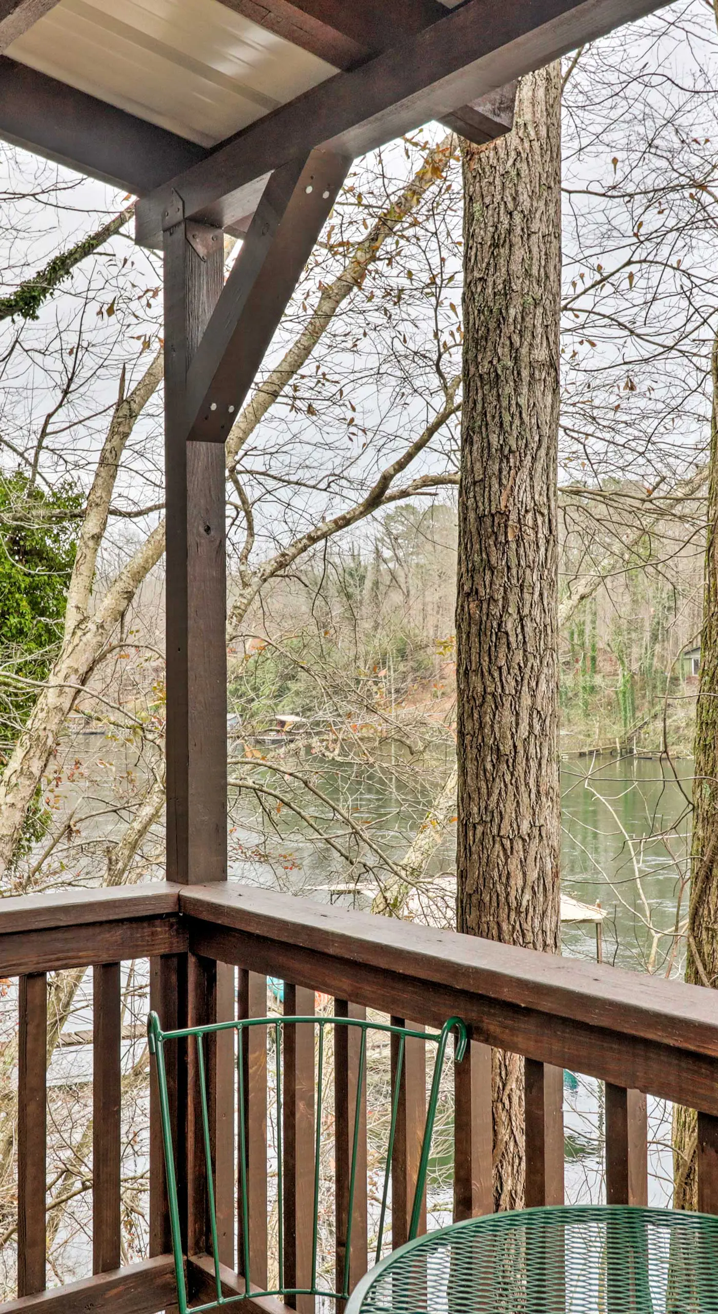 Cozy Heber Springs Cabin w/ Deck & Dock!