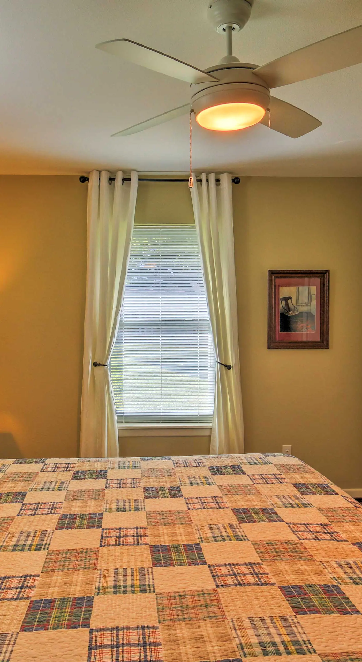 Pottsboro Home on 2 Acres w/ Hot Tub, Near Marina!