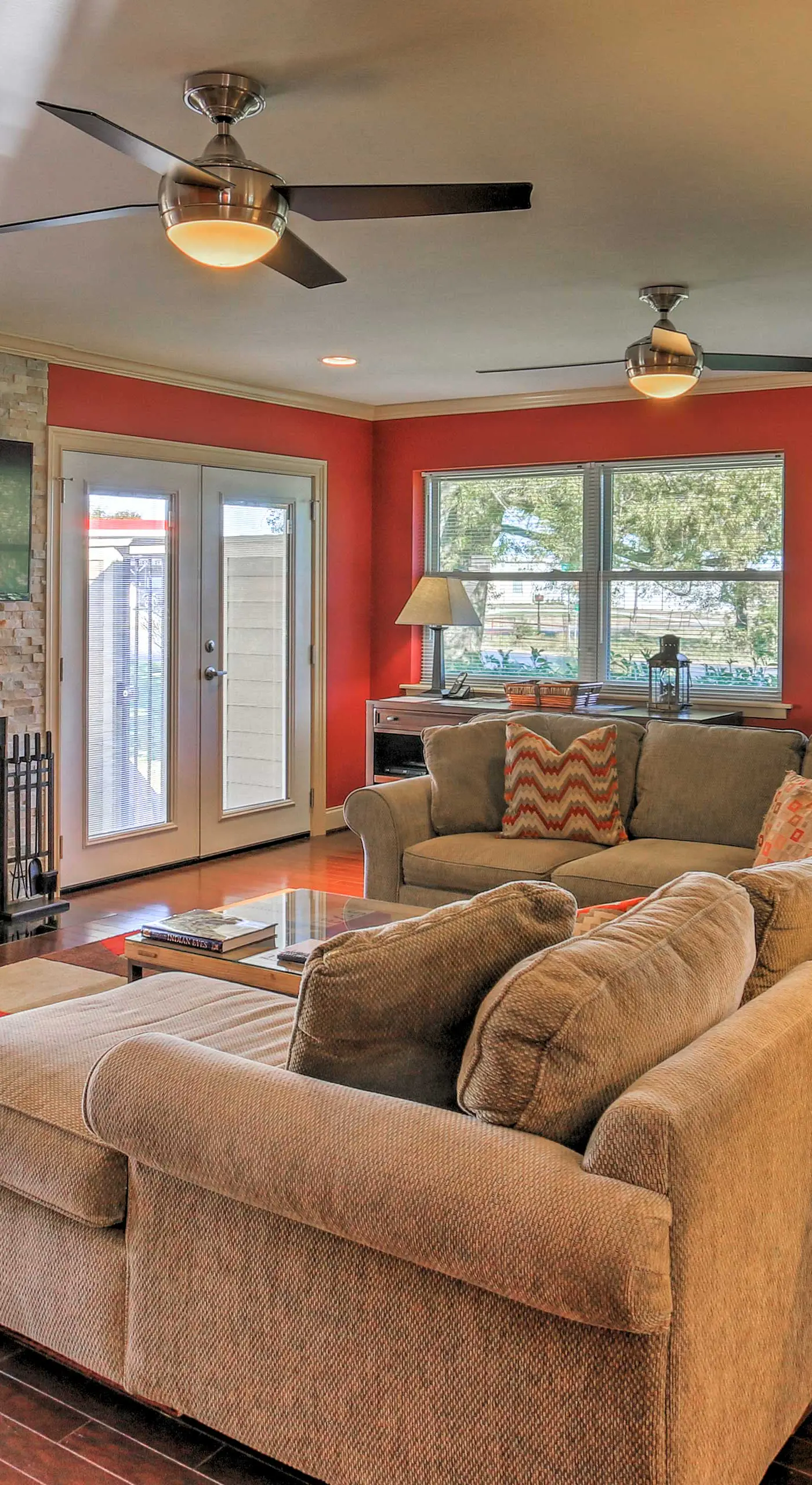 Pottsboro Home on 2 Acres w/ Hot Tub, Near Marina!