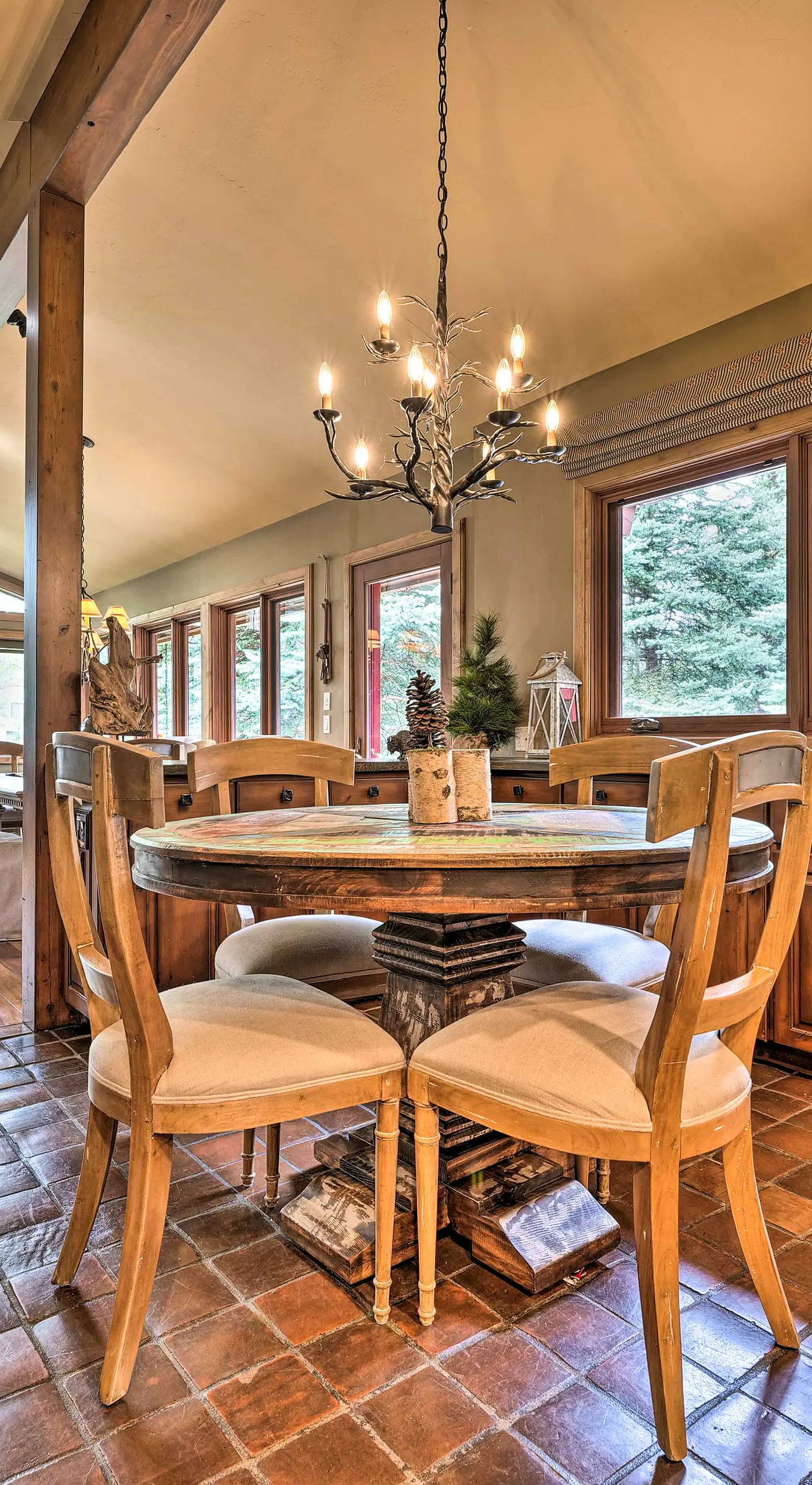 Luxe Sun Valley Retreat w/ Hot Tub, 3 Mi to Resort