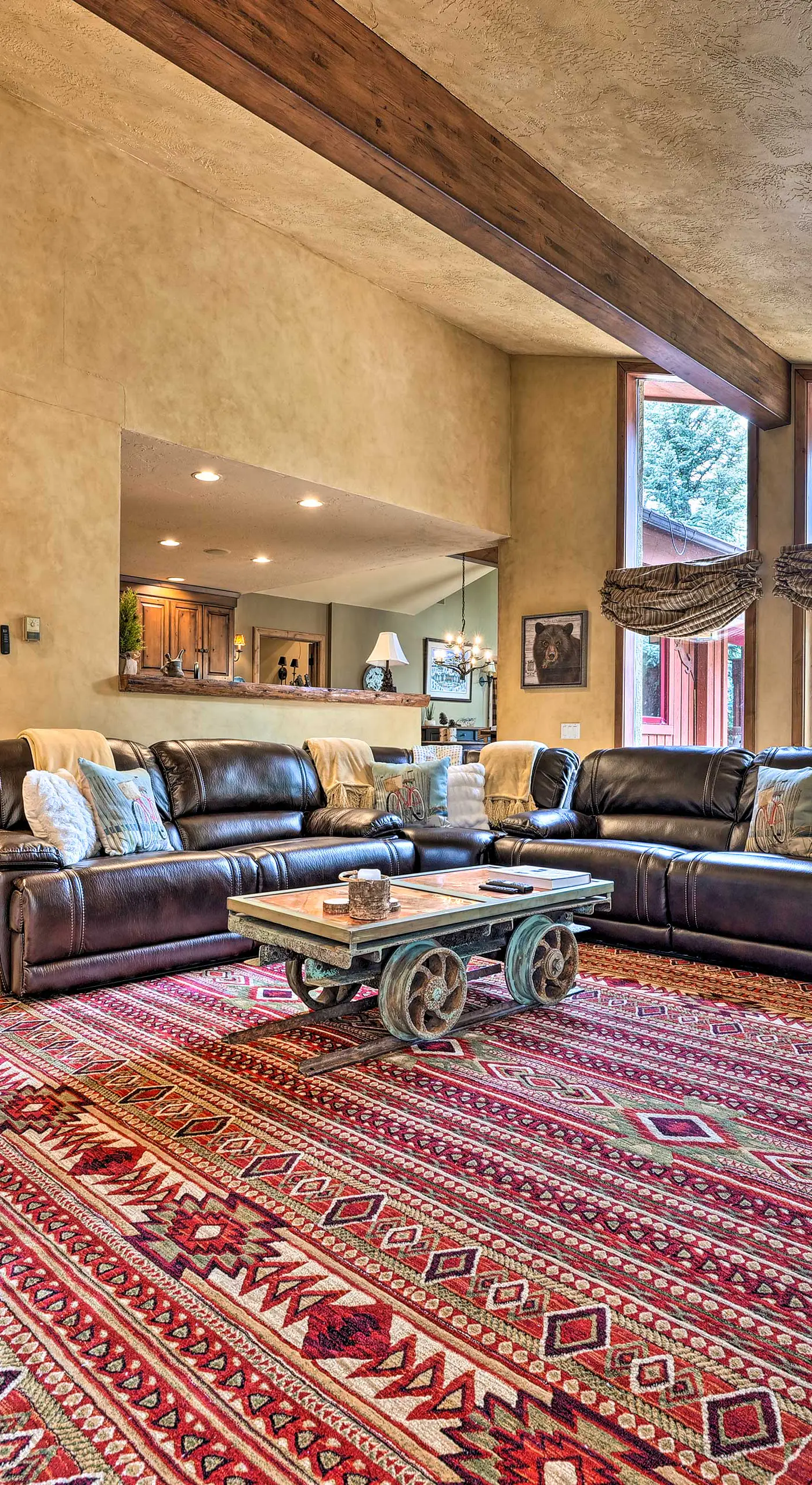 Luxe Sun Valley Retreat w/ Hot Tub, 3 Mi to Resort