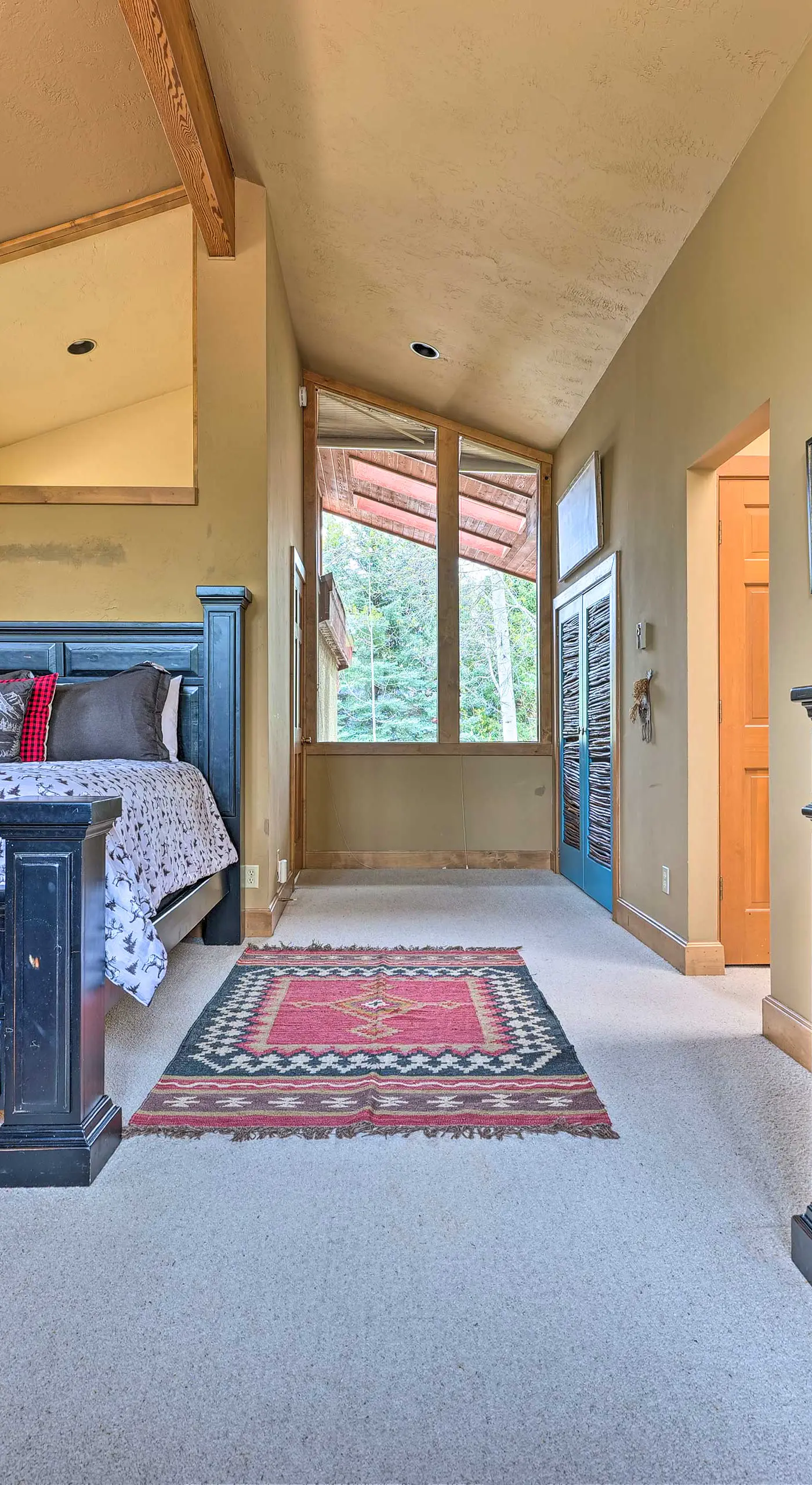 Luxe Sun Valley Retreat w/ Hot Tub, 3 Mi to Resort
