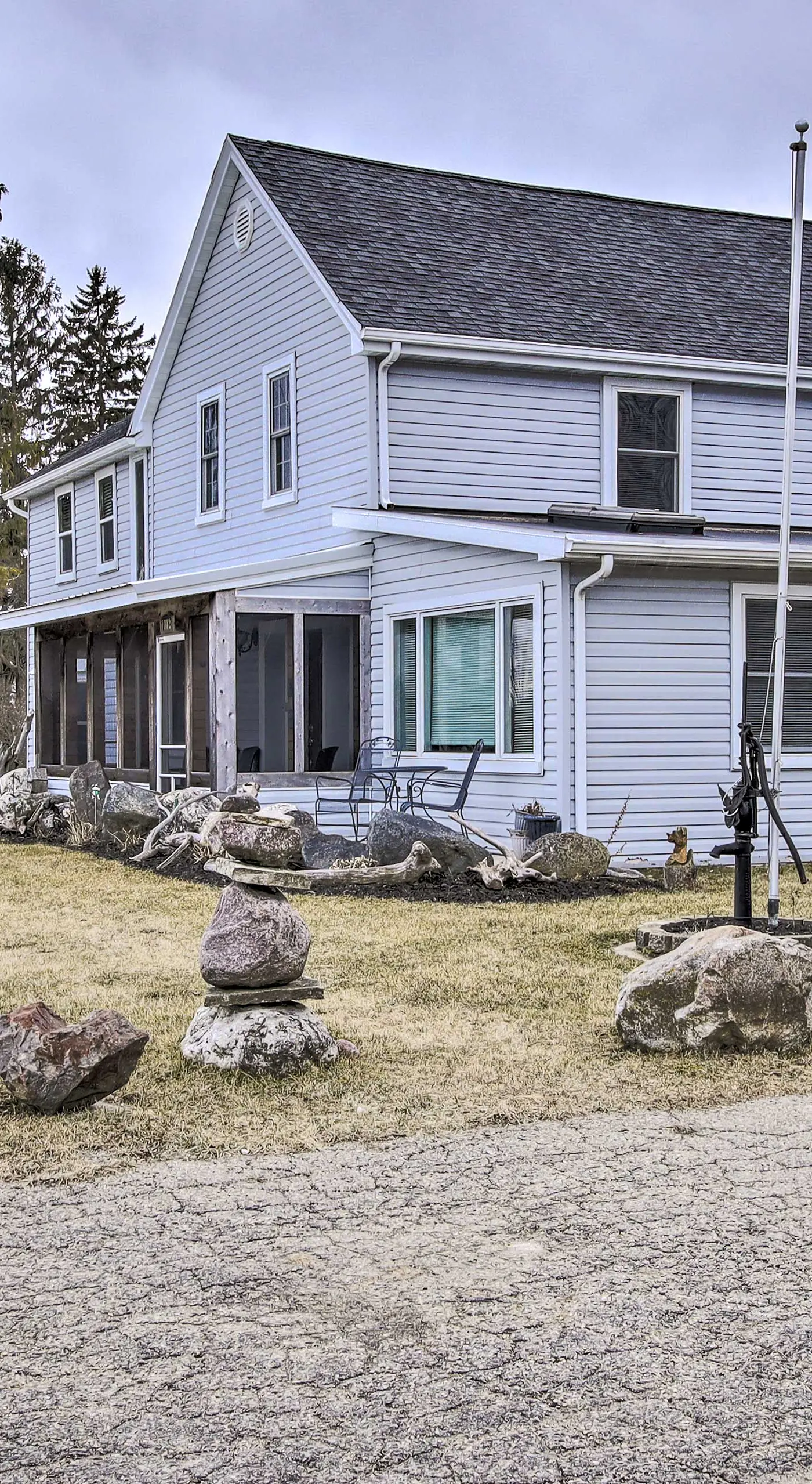 Spacious Sheboygan Home w/ Grill & Fire Pit!