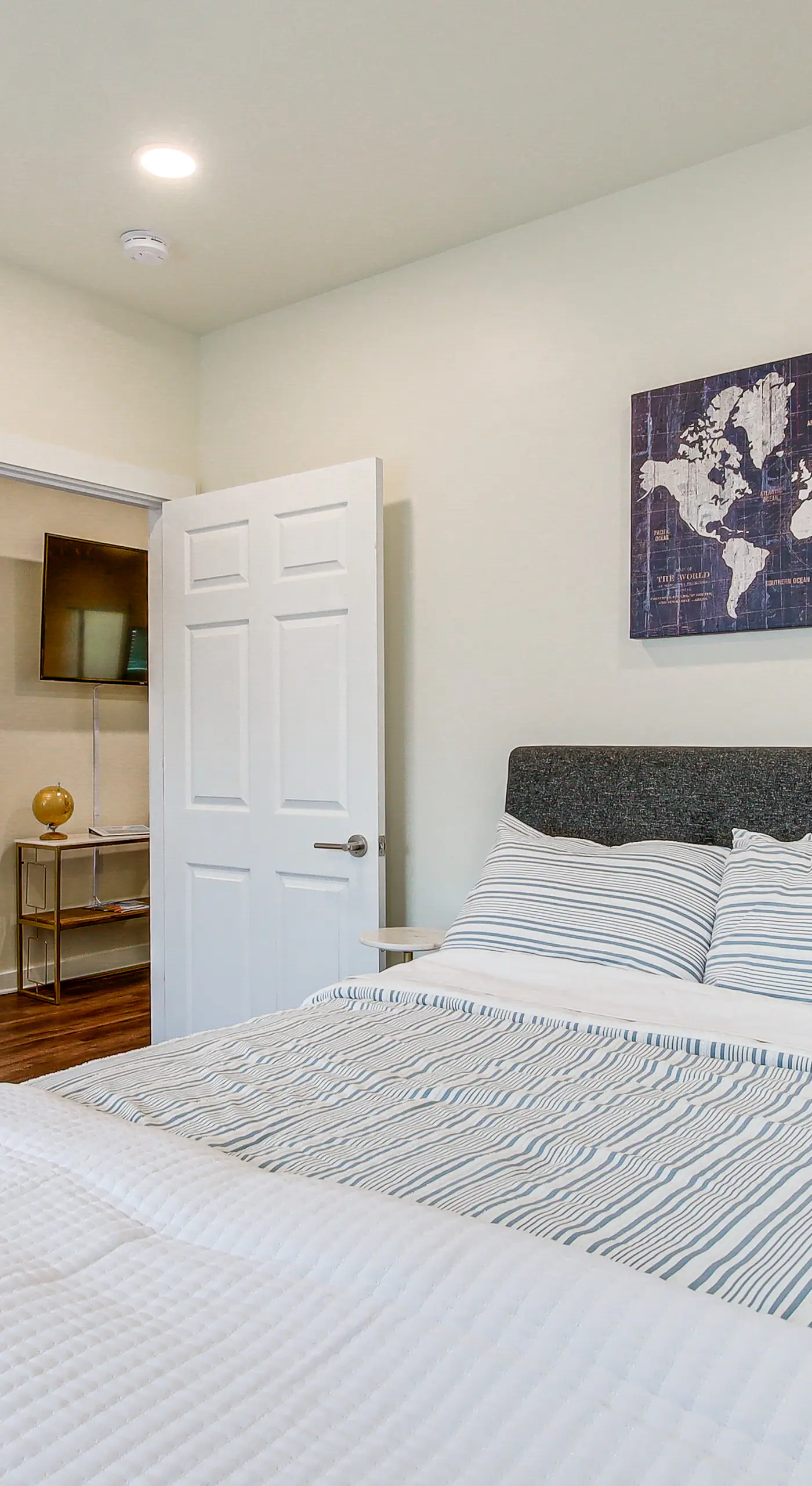Dog-Friendly Sheboygan Home - 1 Mi to Town!