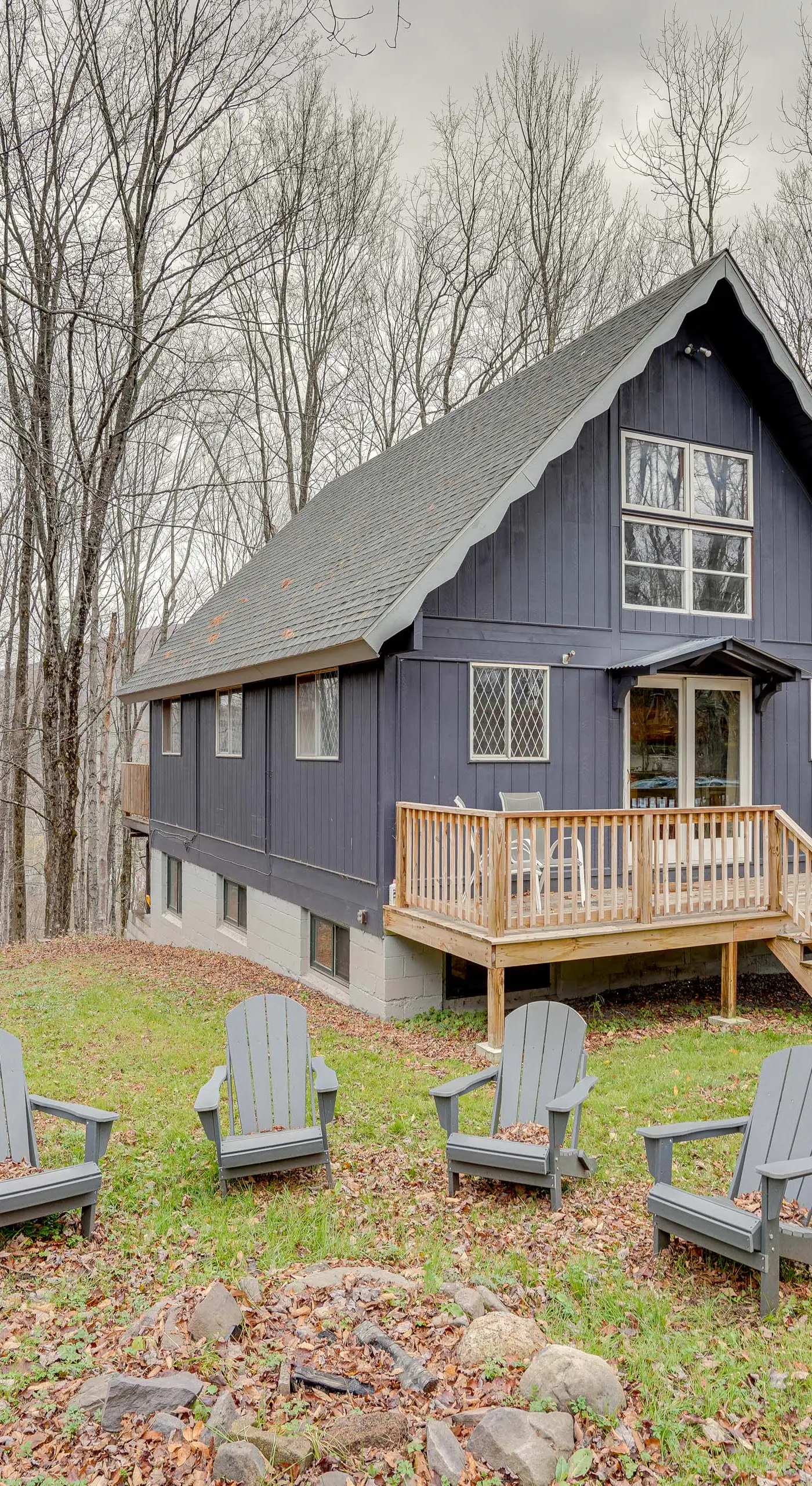 Hunter Mountain Home w/ Game Room: 1 Mi to Skiing!