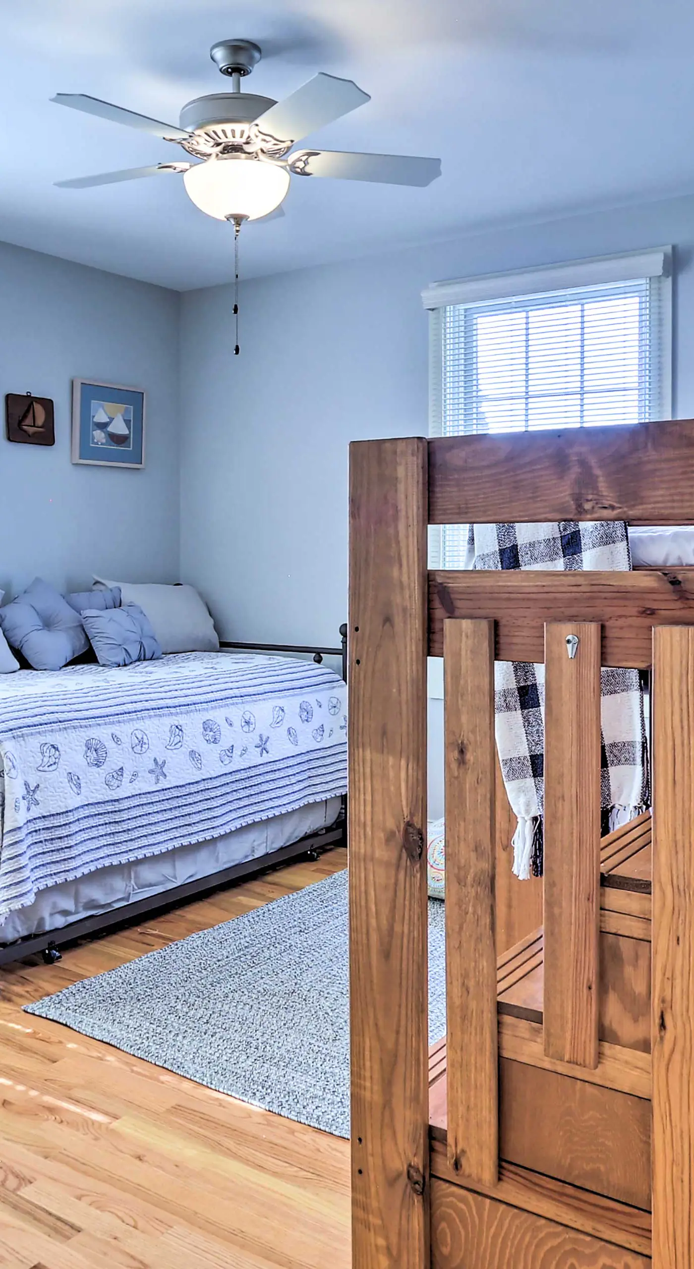 New London Hideaway Near Beaches & Local Spots!