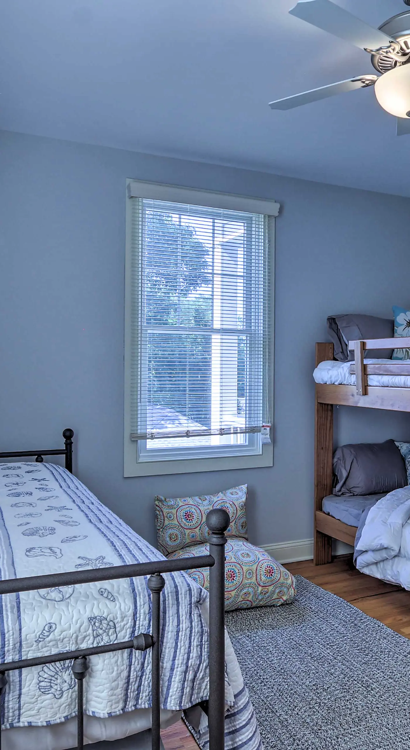 New London Hideaway Near Beaches & Local Spots!
