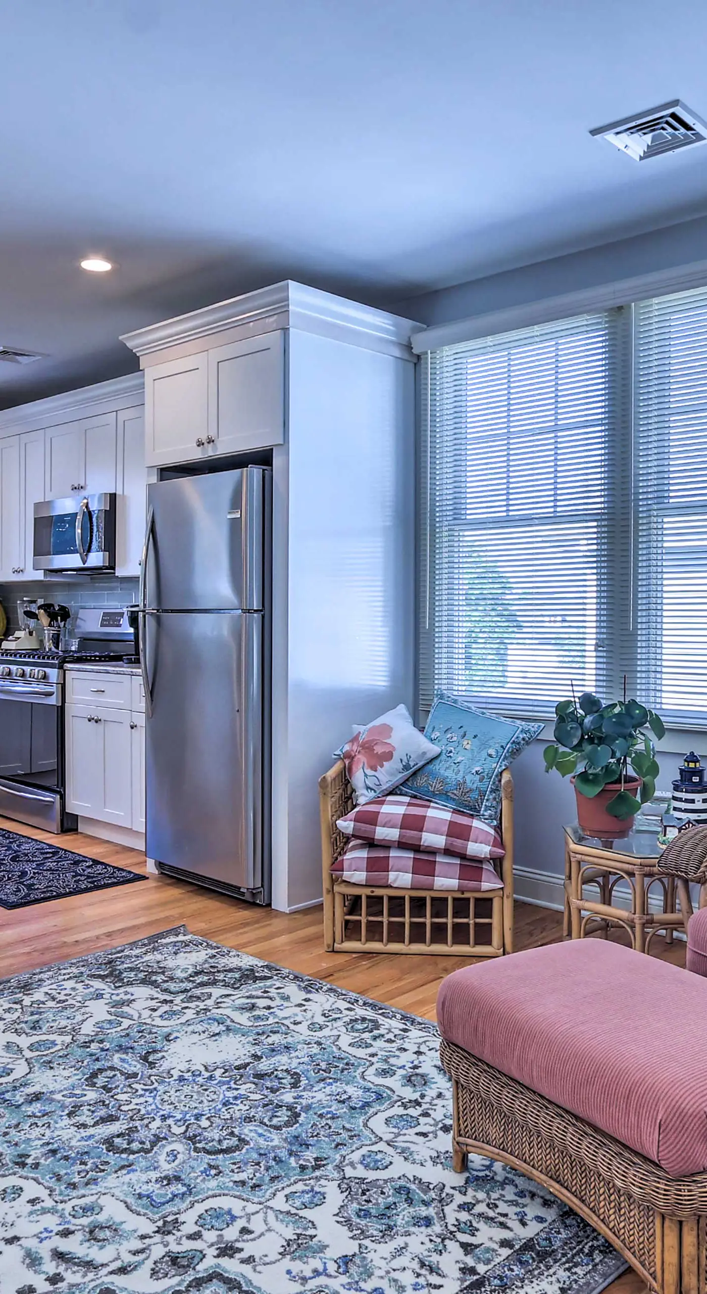 New London Hideaway Near Beaches & Local Spots!