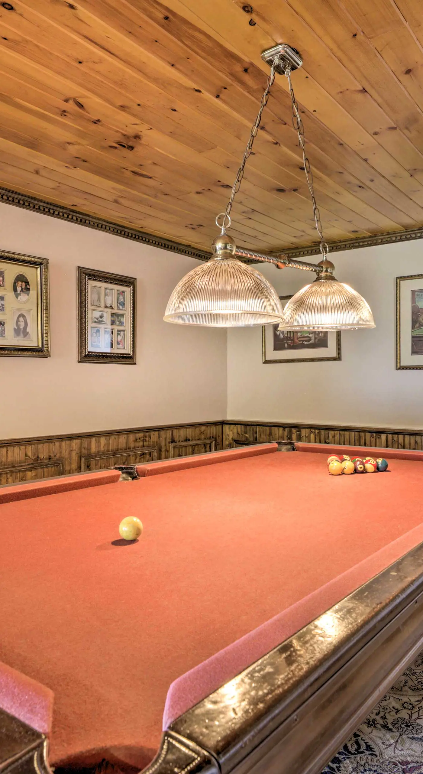 Cozy Studio: Indoor Hot Tub & Inground Pool Access