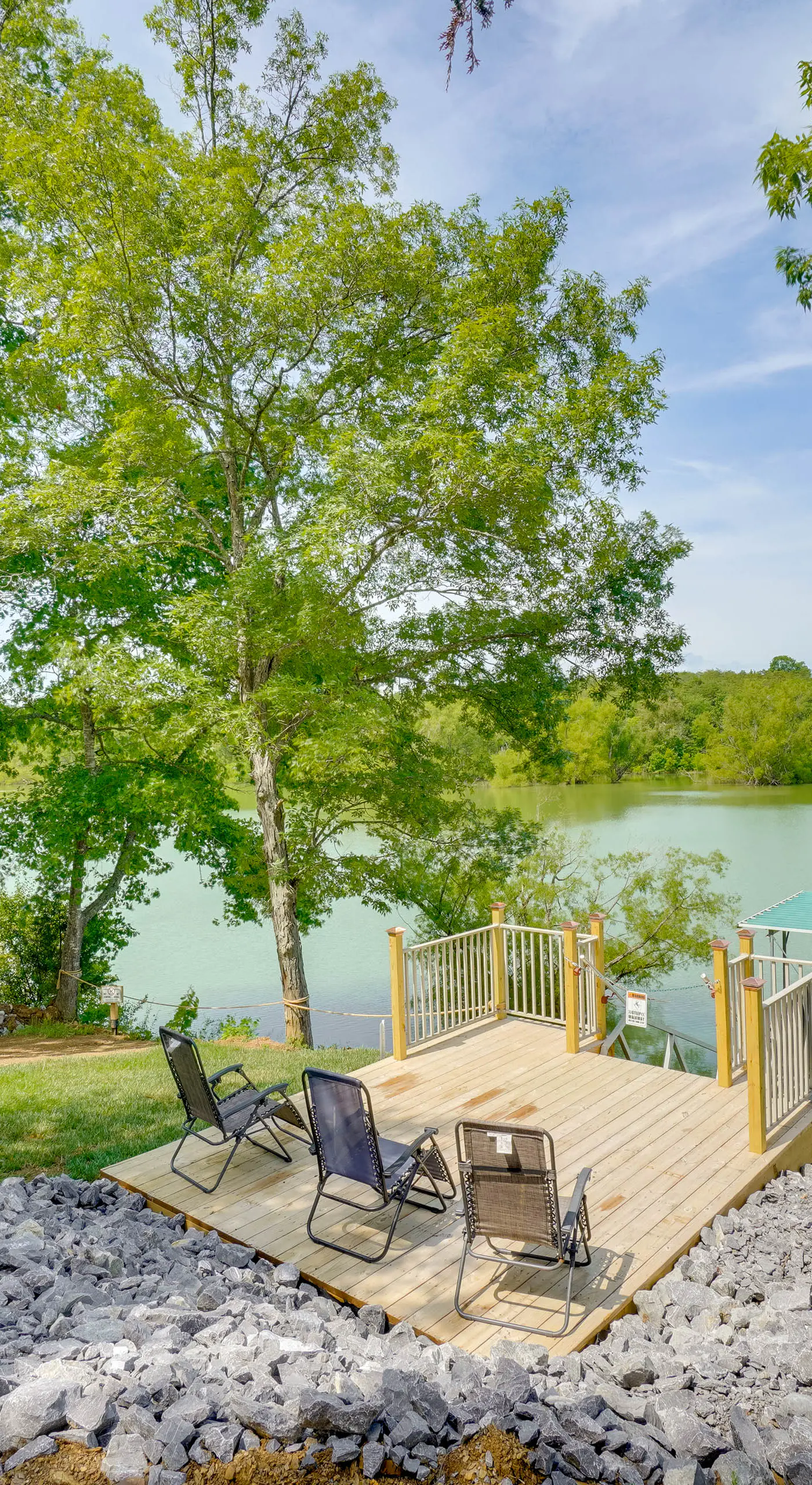 Boat Dock: Pet-Friendly Douglas Lake Getaway!