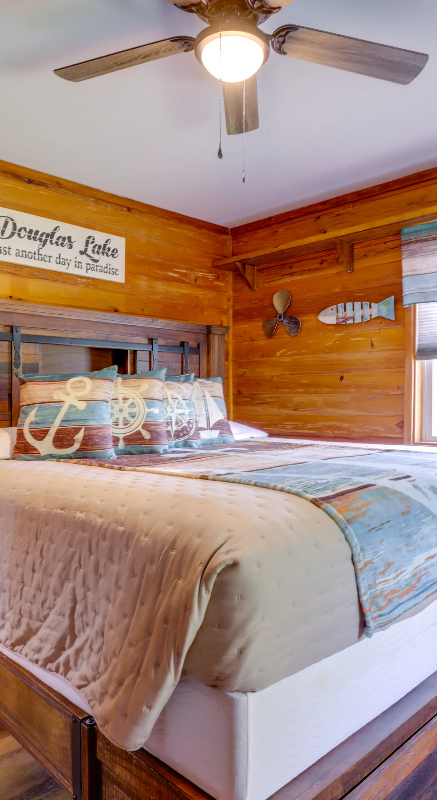 Boat Dock: Pet-Friendly Douglas Lake Getaway!