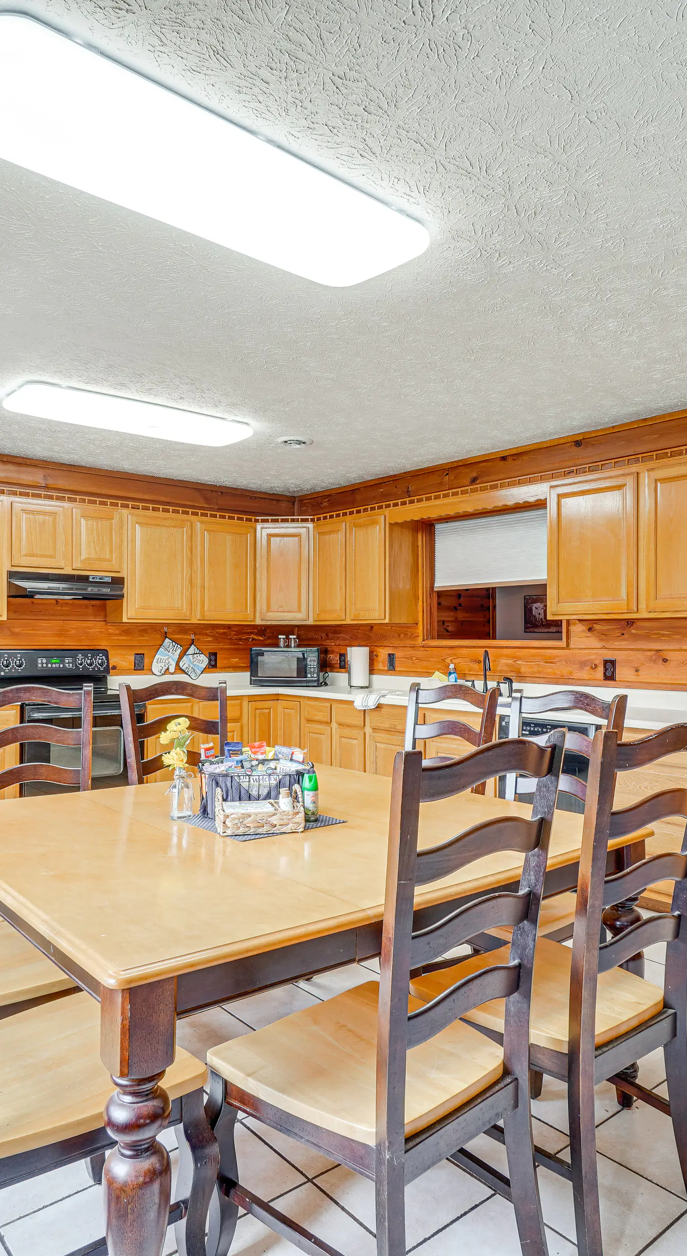 Boat Dock: Pet-Friendly Douglas Lake Getaway!