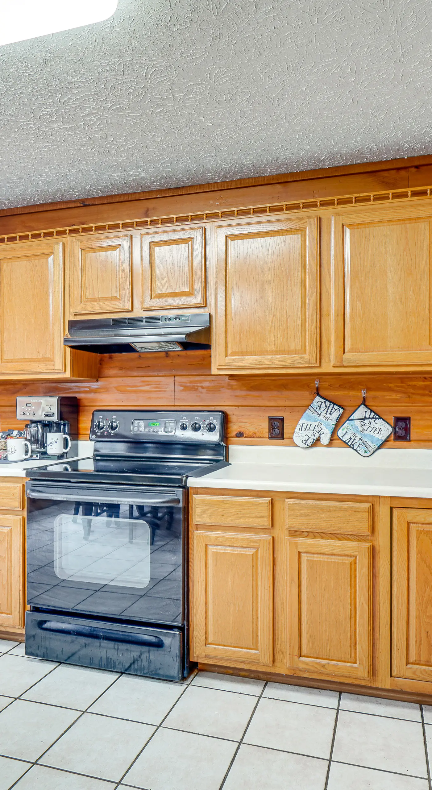 Boat Dock: Pet-Friendly Douglas Lake Getaway!