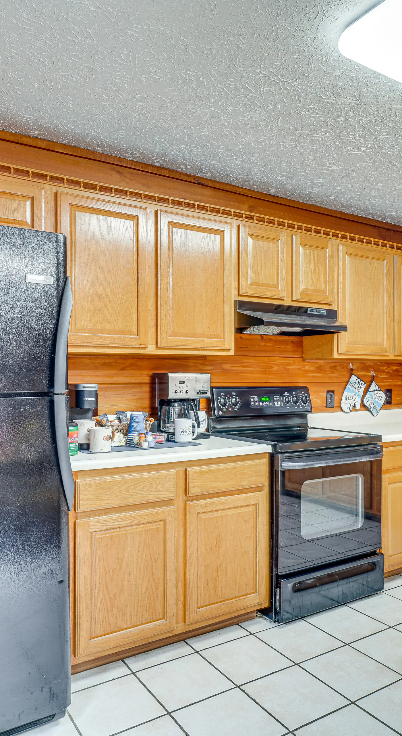 Boat Dock: Pet-Friendly Douglas Lake Getaway!