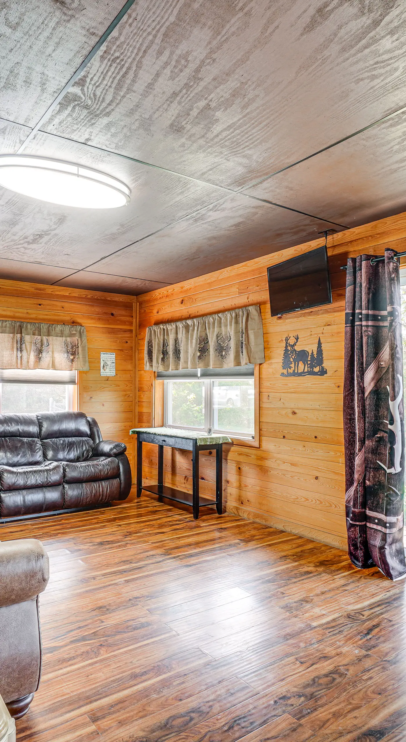 Boat Dock: Pet-Friendly Douglas Lake Getaway!