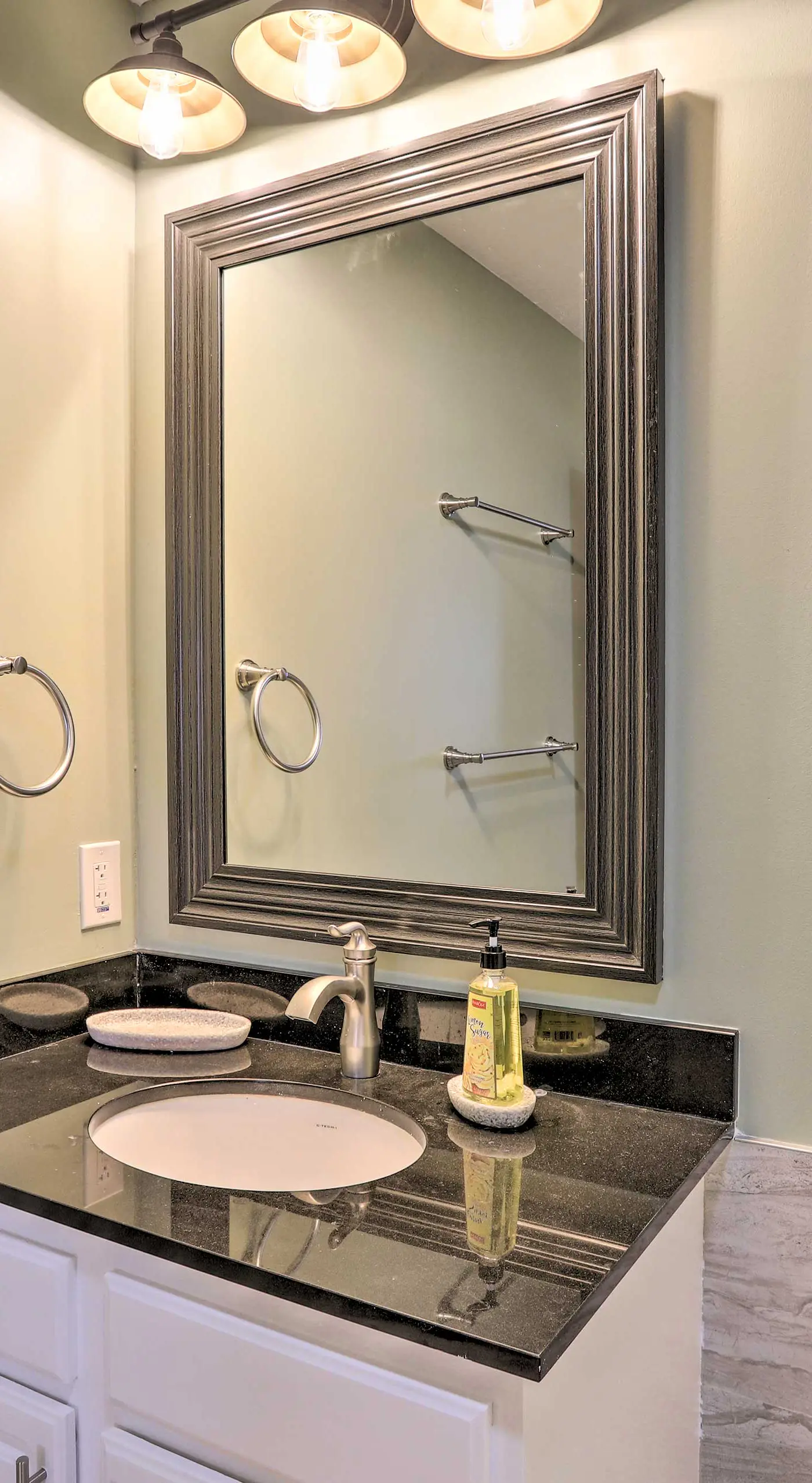Middle Bass Condo w/ Balcony, Lake Erie Views