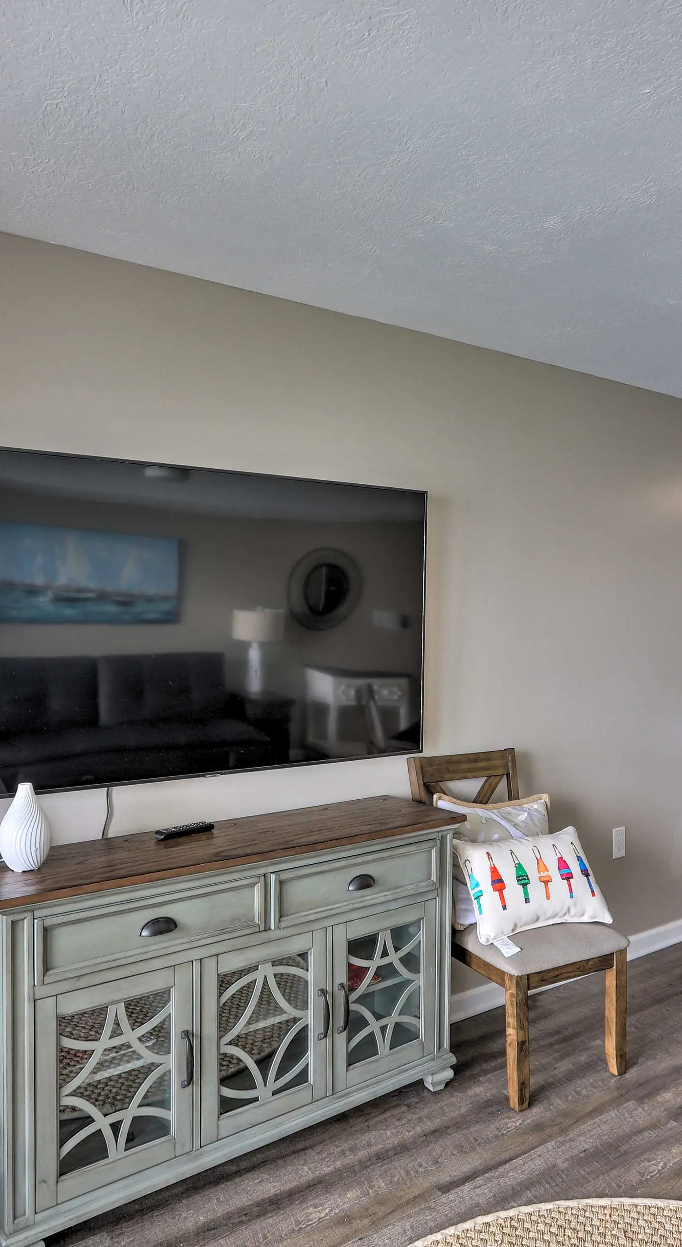 Middle Bass Condo w/ Balcony, Lake Erie Views