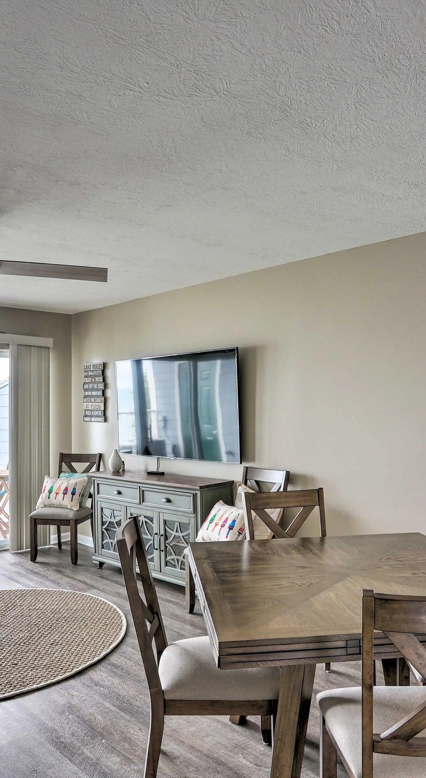 Middle Bass Condo w/ Balcony, Lake Erie Views