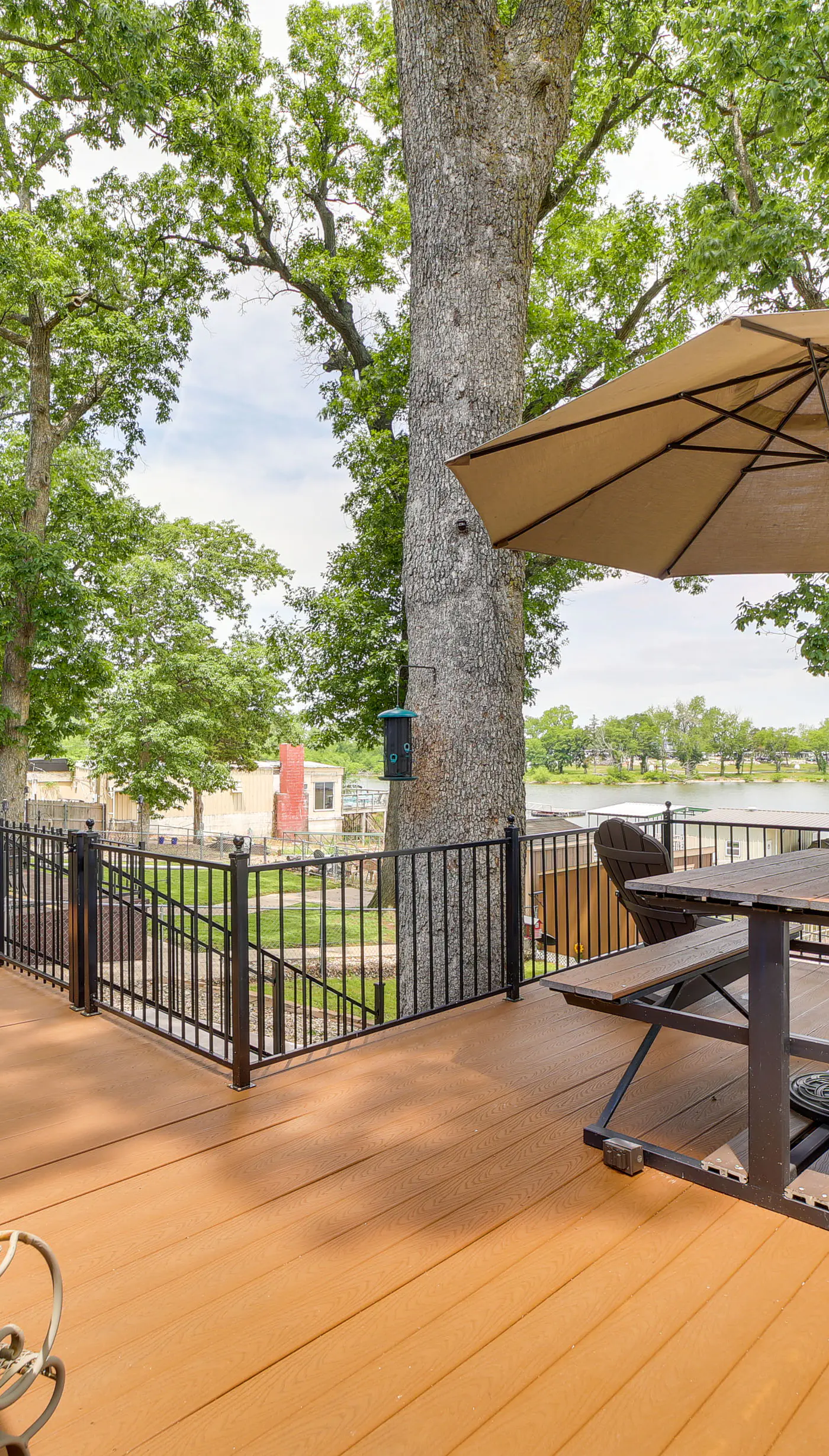 2 Boat Docks: Grand Lake Waterfront Home