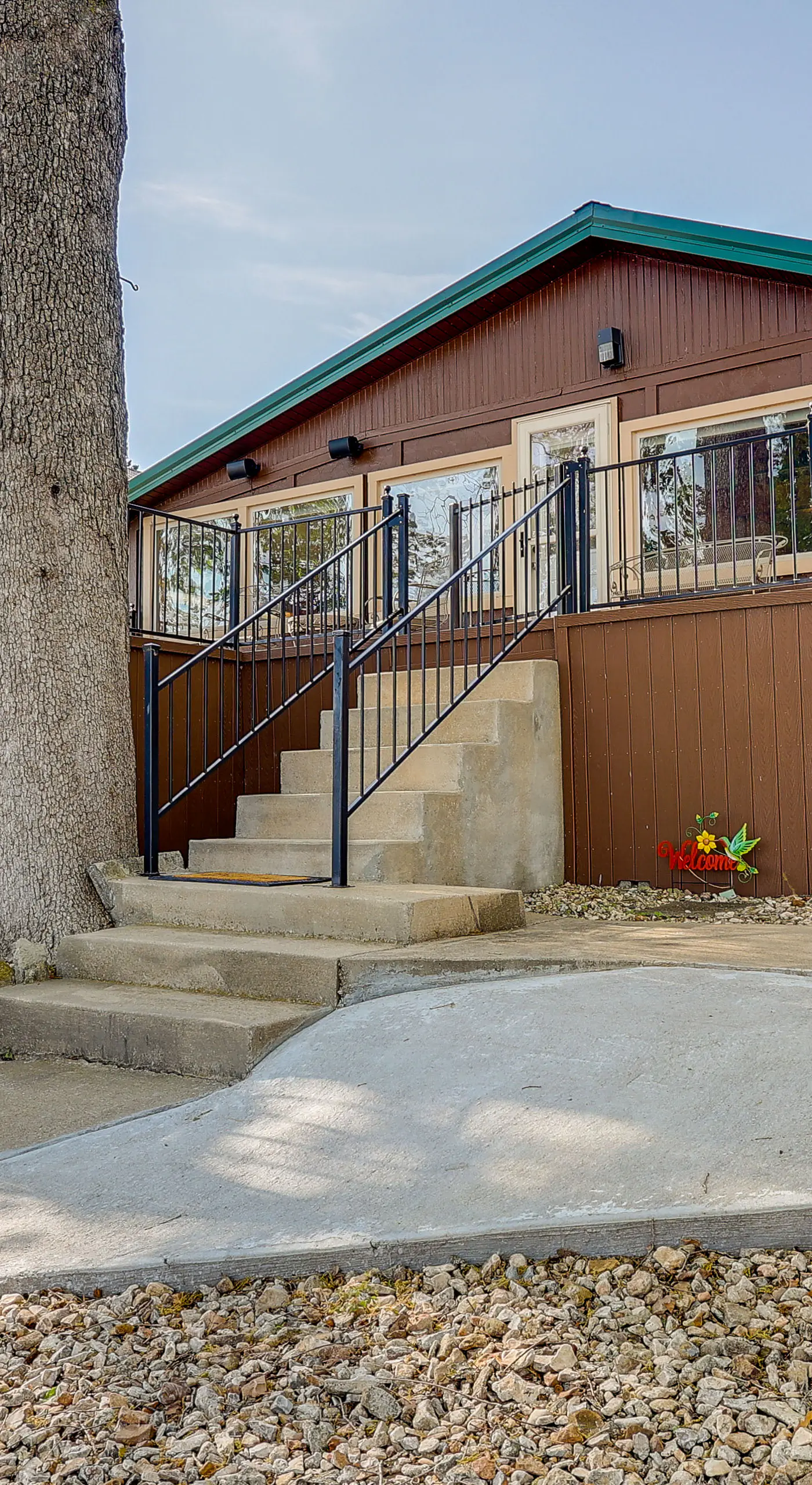 2 Boat Docks: Grand Lake Waterfront Home