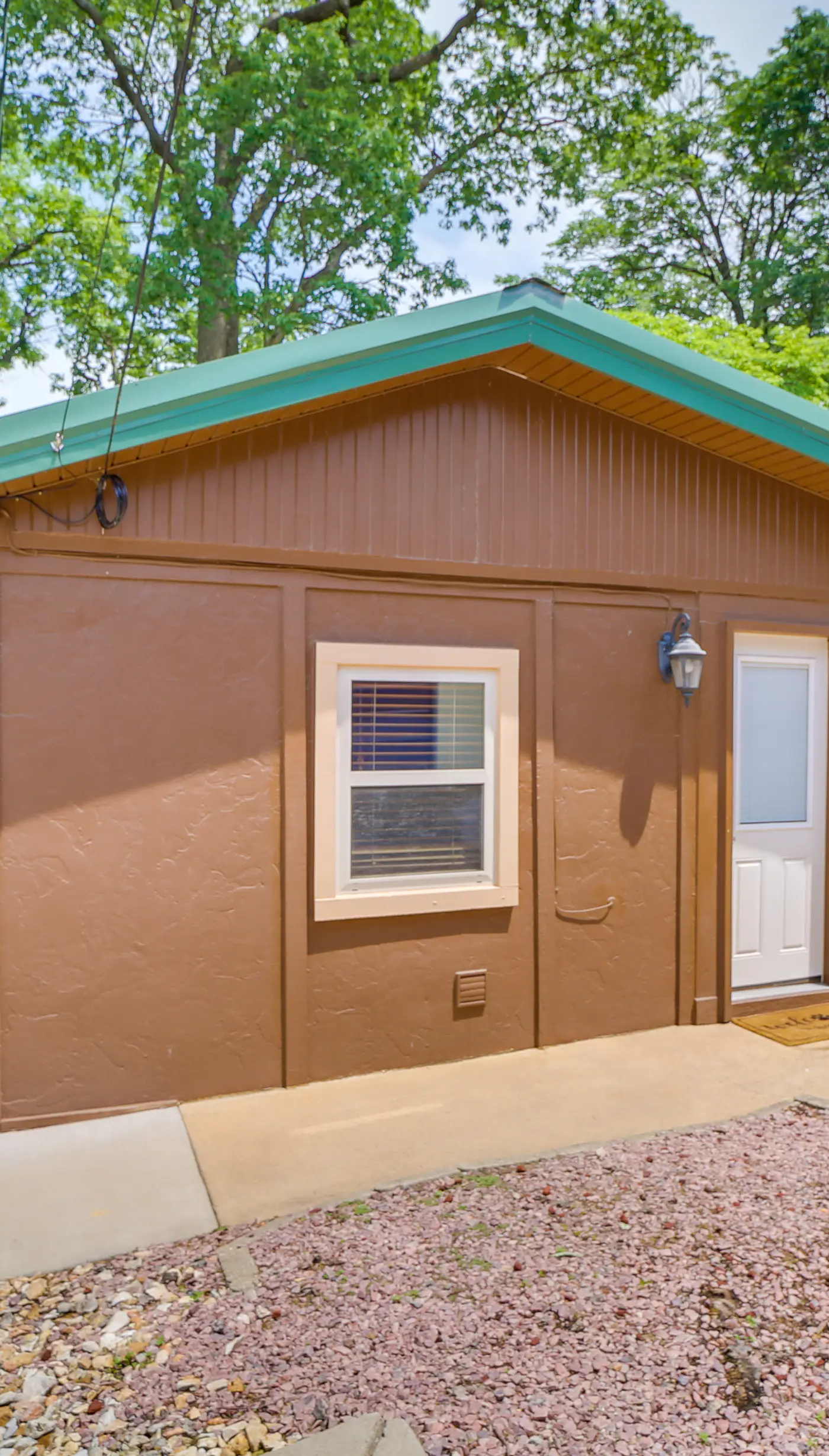 2 Boat Docks: Grand Lake Waterfront Home