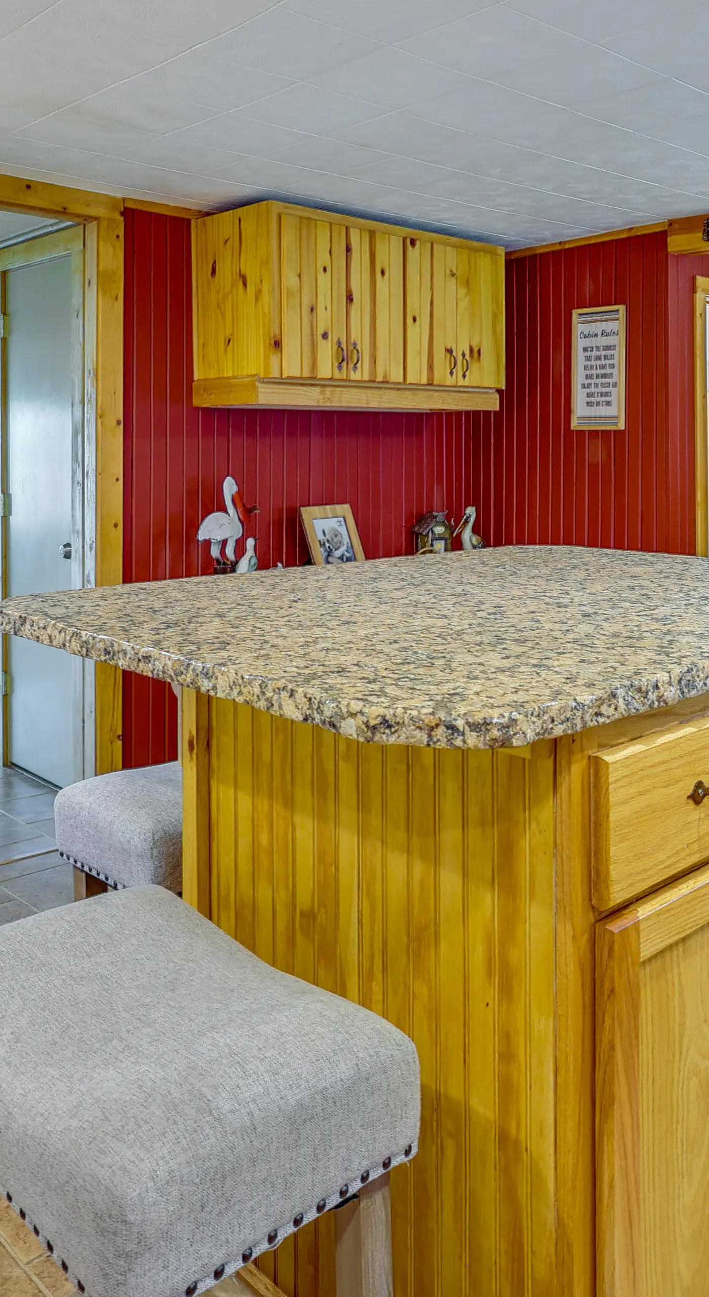 2 Boat Docks: Grand Lake Waterfront Home