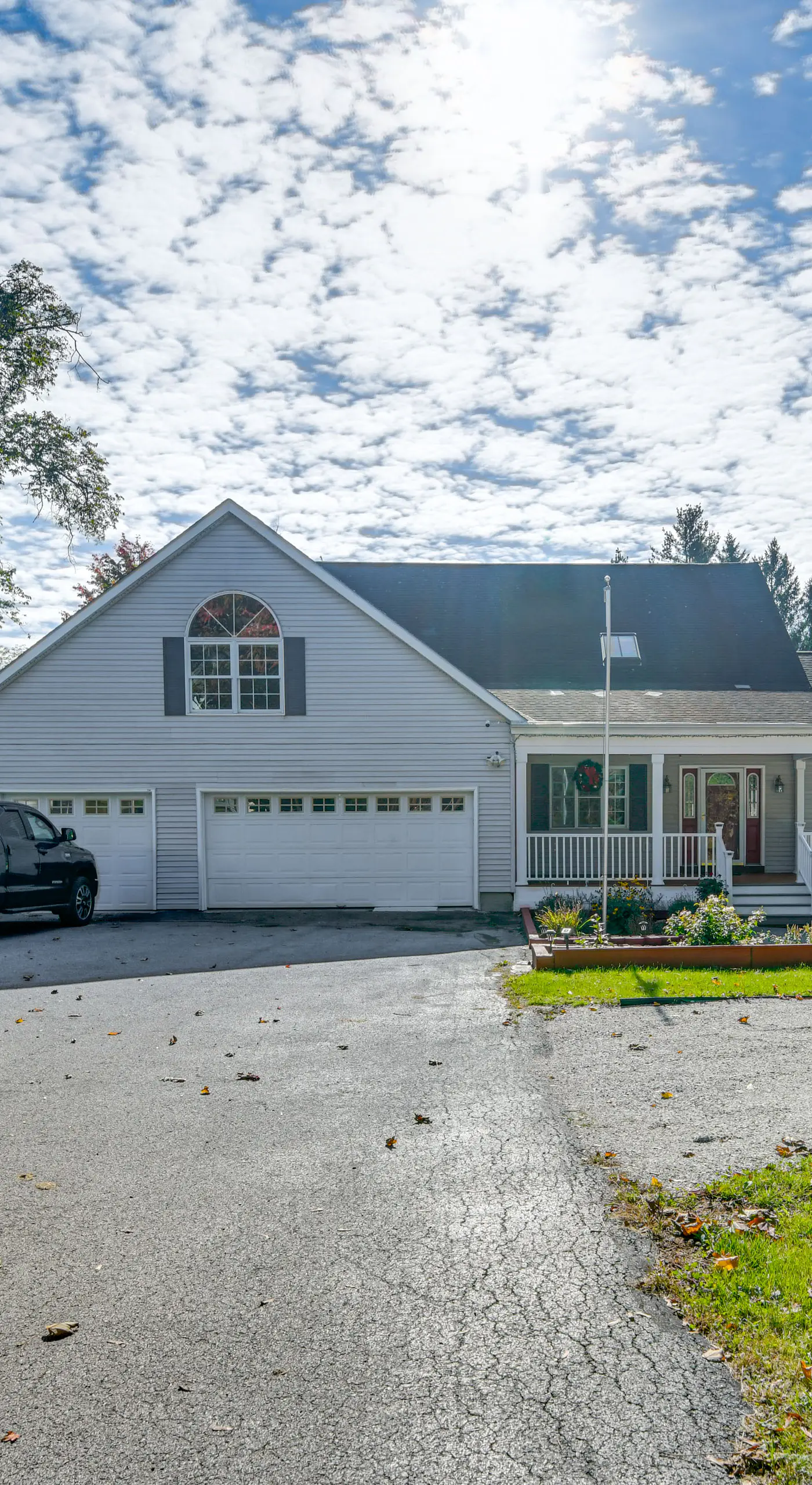 Lake Champlain Fun: Apt w/ Fire Pit & Large Yard!