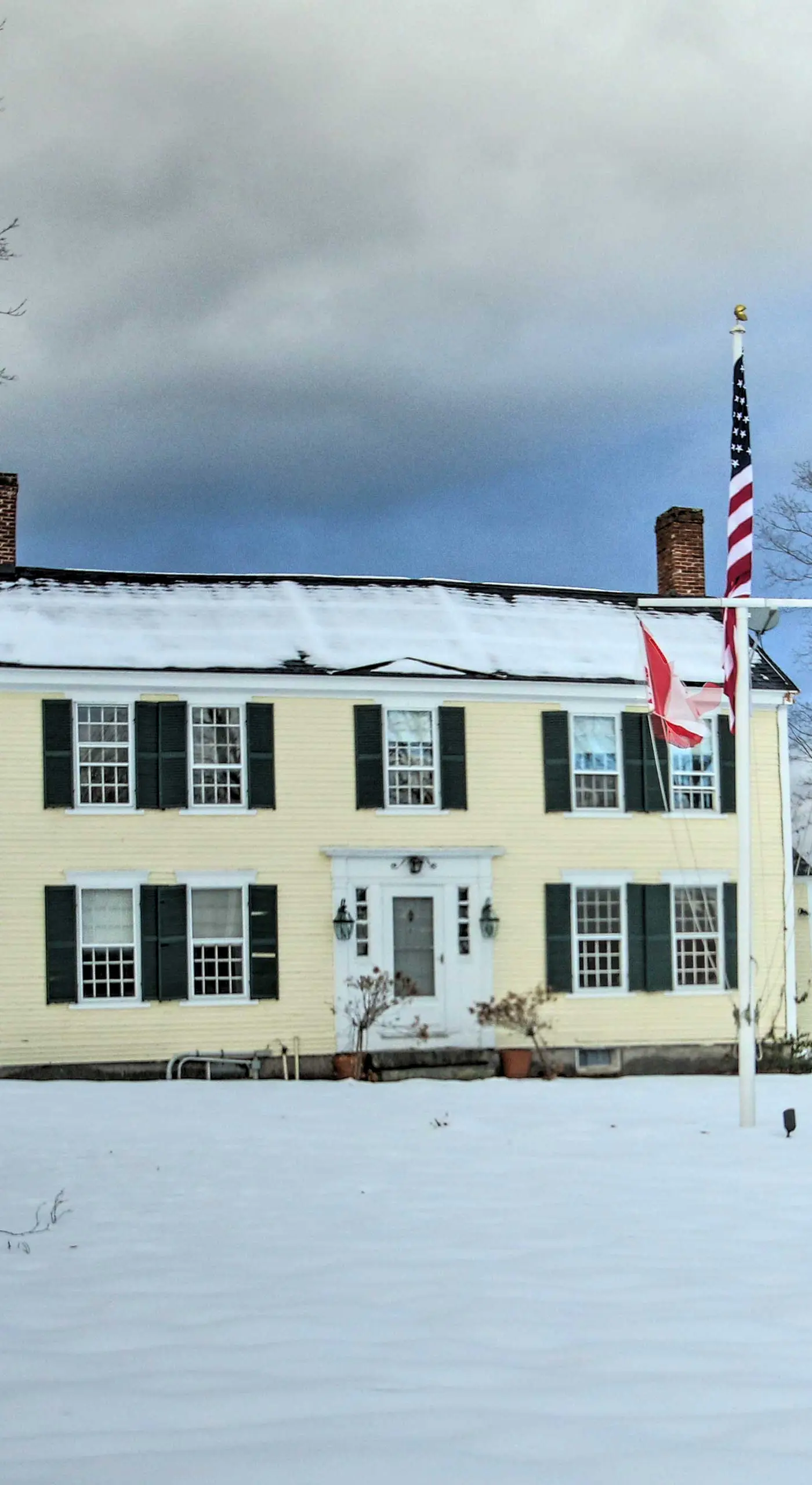 Historic Bradford Home - 8 Mi to Mount Sunapee!