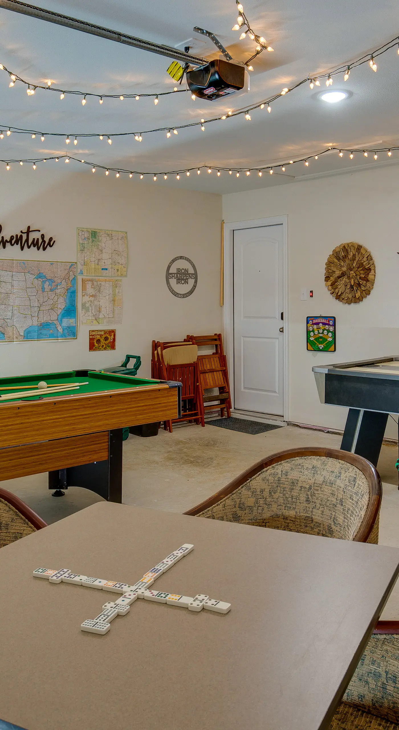 Game Room + Walk to Beach: Gun Barrel City Gem!