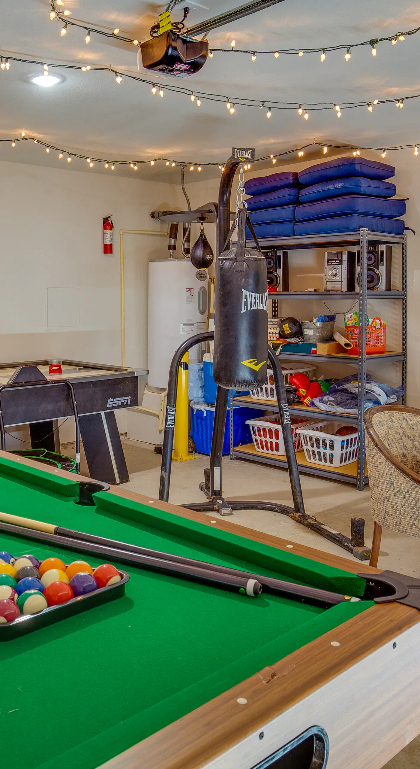 Game Room + Walk to Beach: Gun Barrel City Gem!