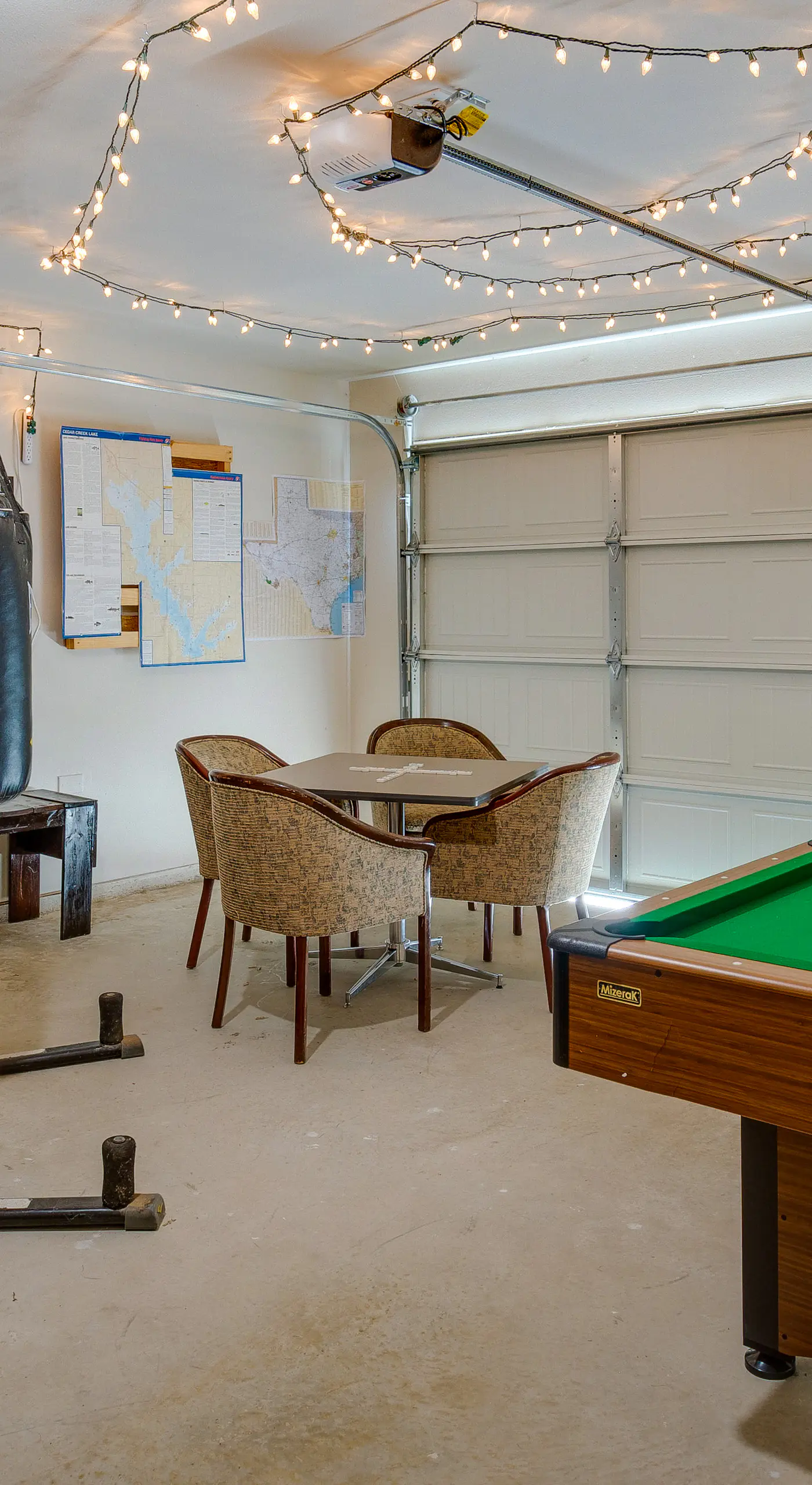 Game Room + Walk to Beach: Gun Barrel City Gem!