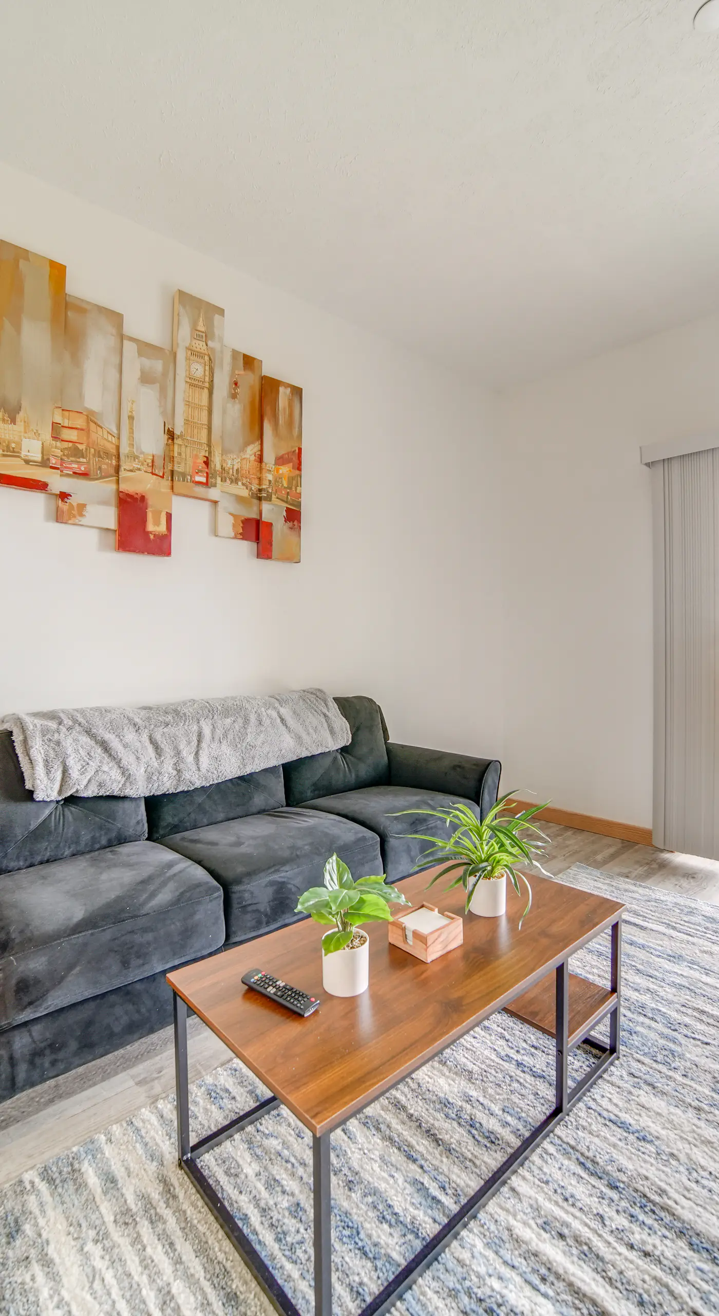 Golf Course View: Centrally Located Condo in Erie