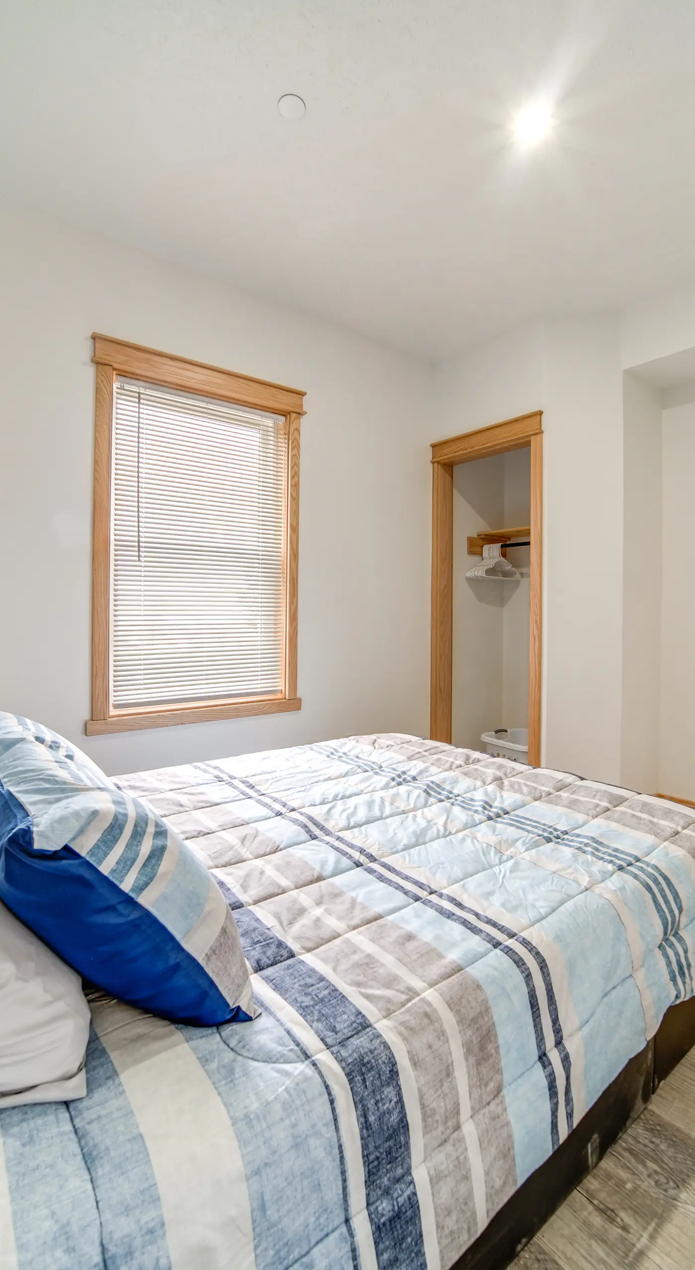 Golf Course View: Centrally Located Condo in Erie