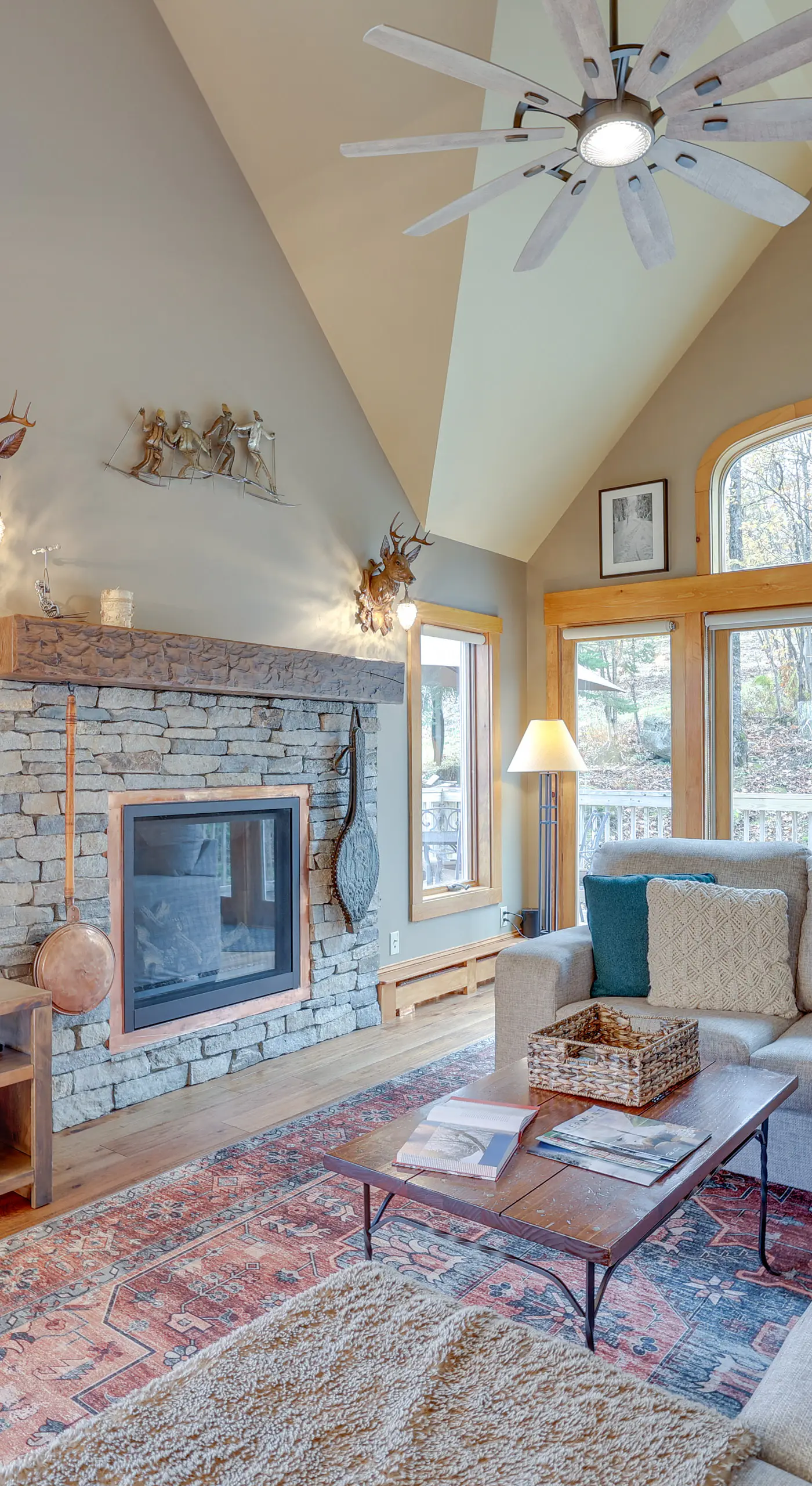 Ski-In/Ski-Out w/ Sauna in Jay Ski Peak Resort!