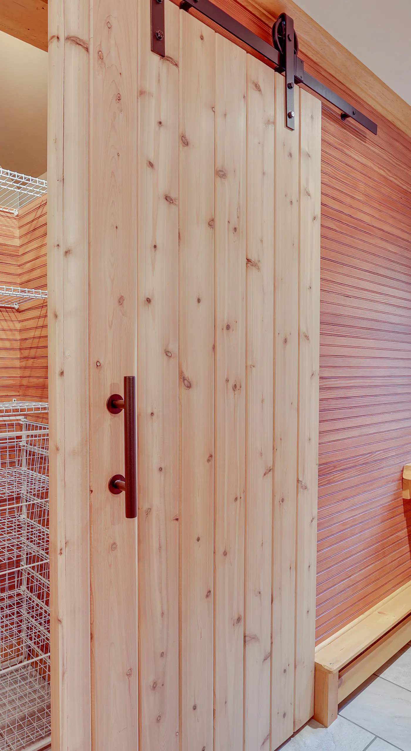 Ski-In/Ski-Out w/ Sauna in Jay Ski Peak Resort!